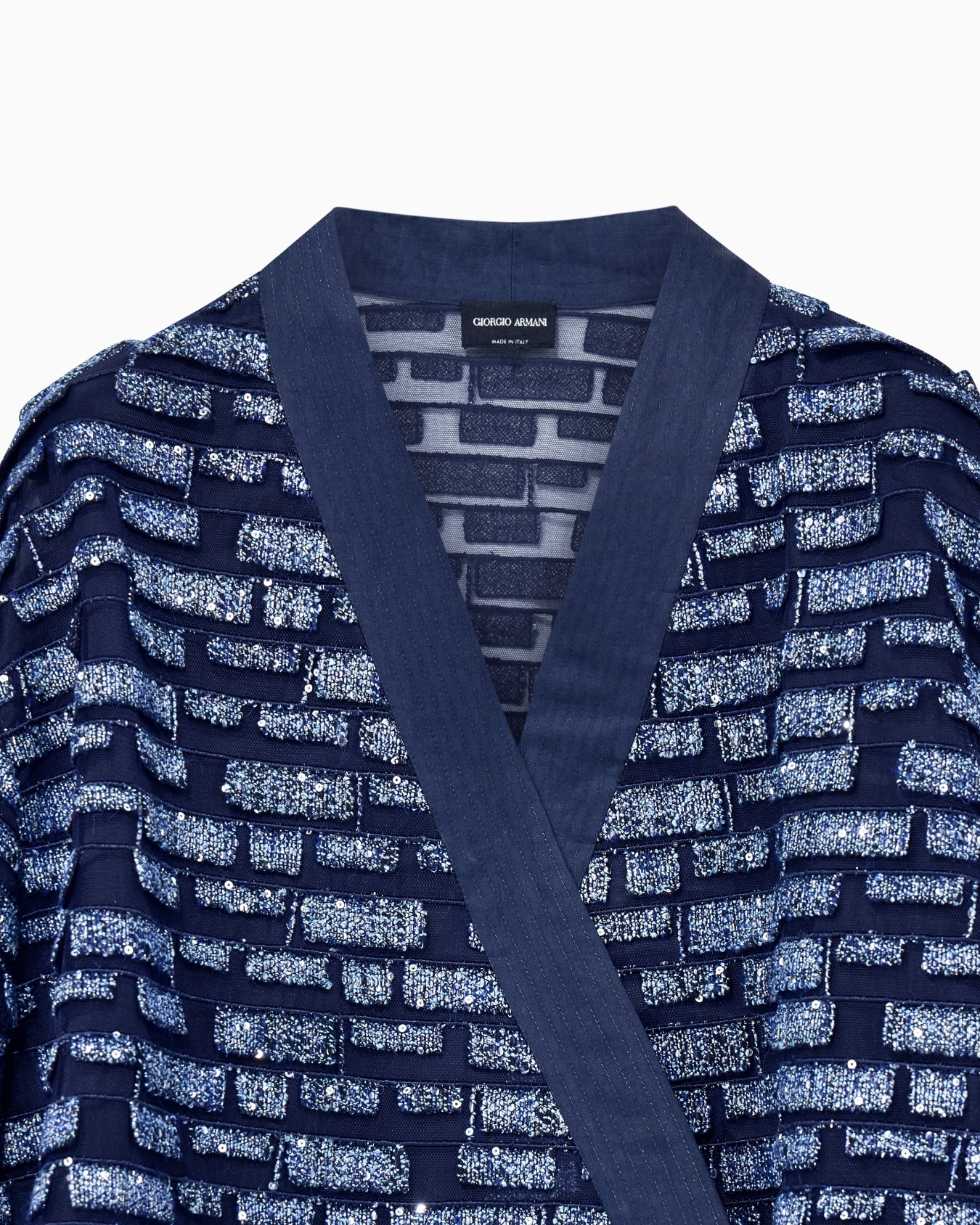 Wickeljacke aus besticktem Tüll mit schimmernden Pailletten Folie 3