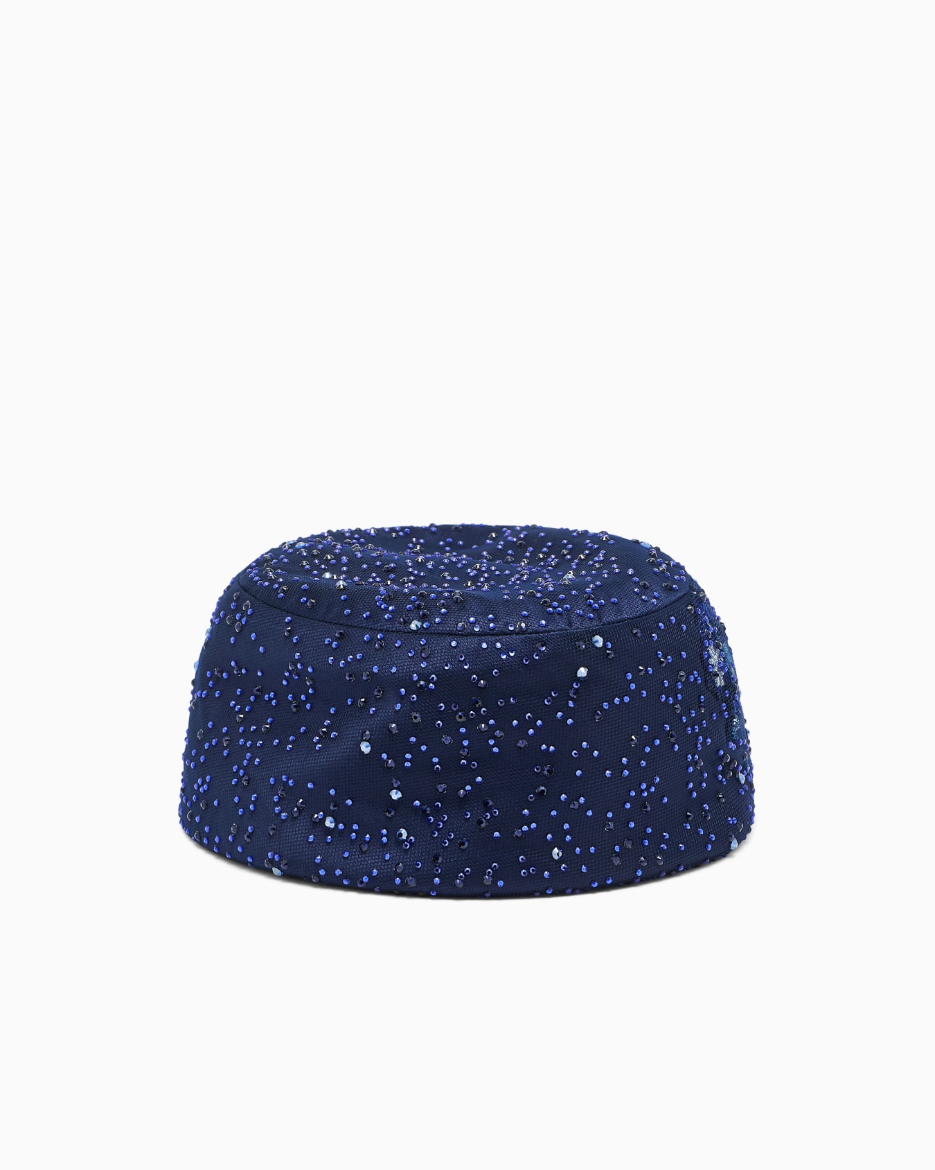 Gorra con diseño integral de strass Diapositiva 0