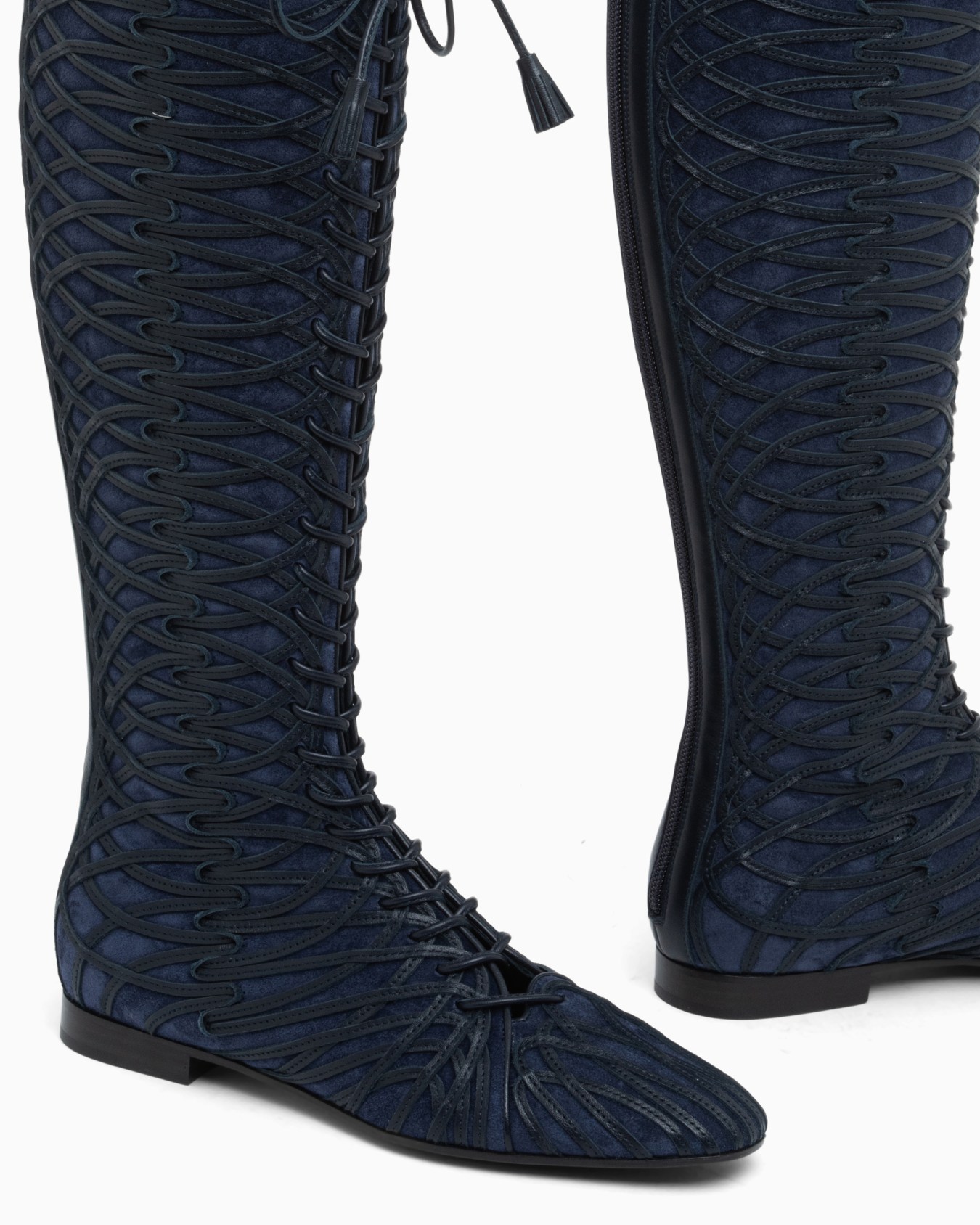 Boot kniehohe Wildlederstiefel Schnürung und flache Sohle Folie 3