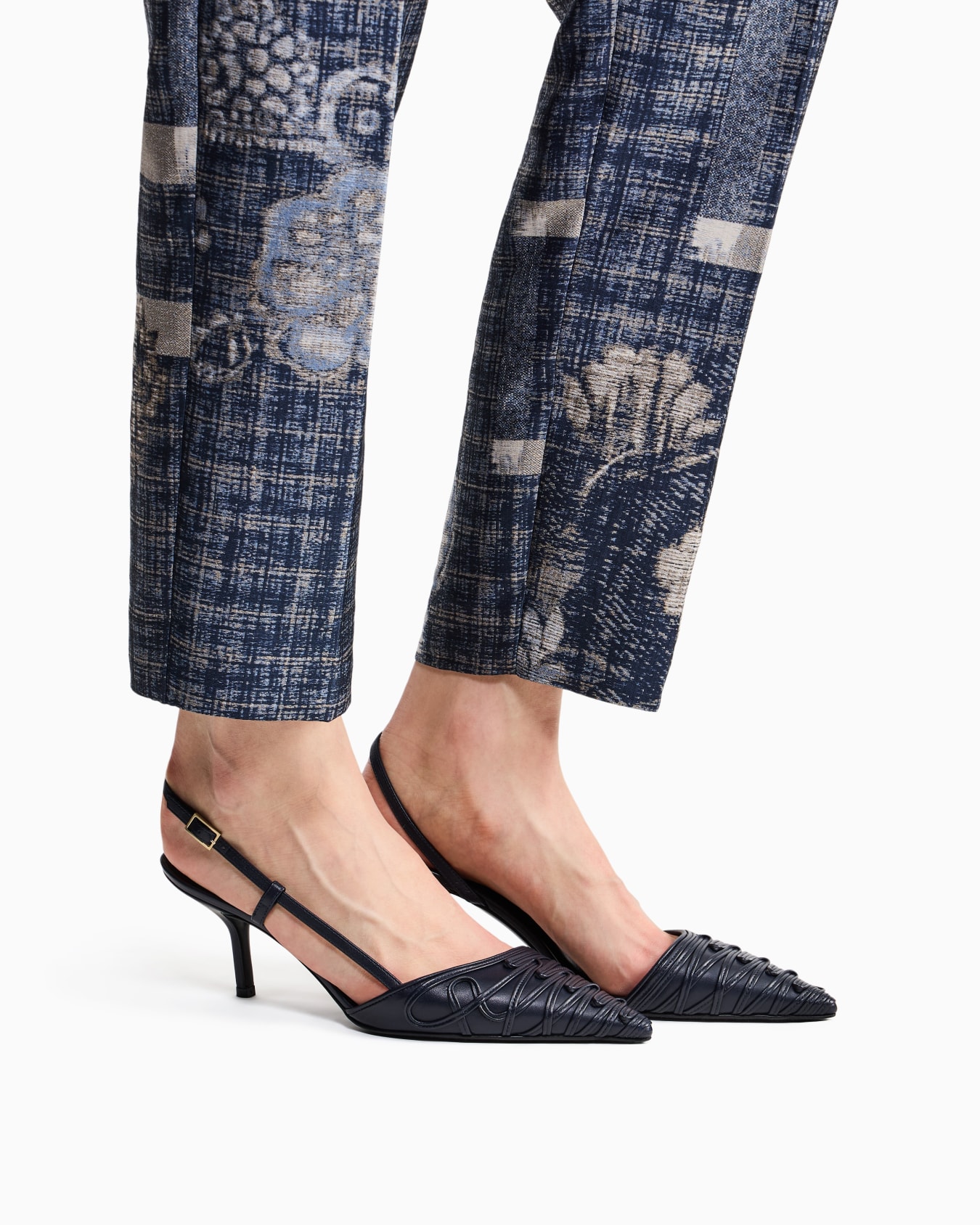 Decollete Slingback aus Leder mit geflochtenem Obermaterial Folie 5