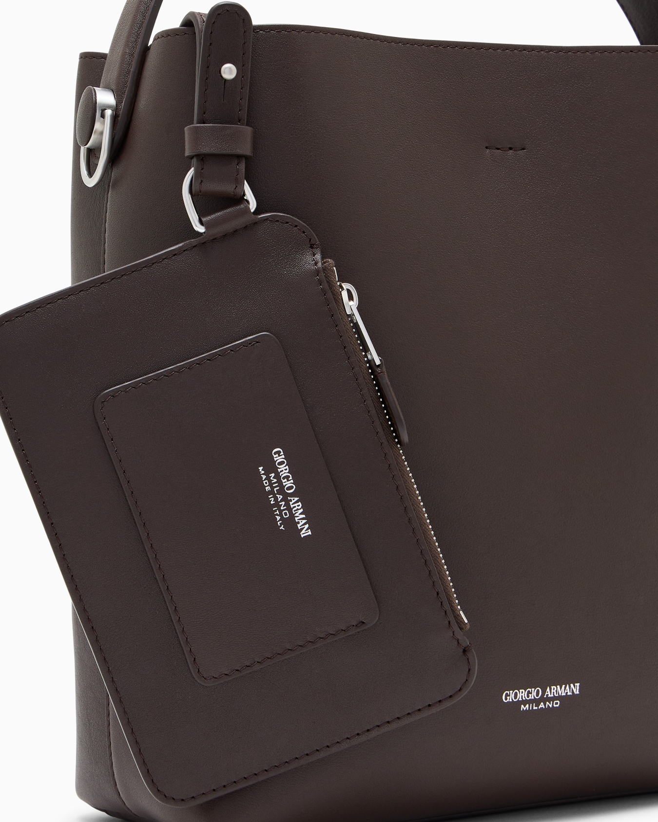 Shoulder bag in leather with split leather lining Slide 4