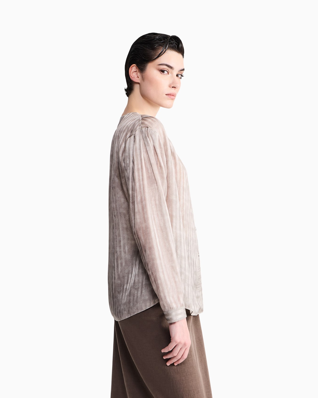 Blouse collarless printed silk shoulder pleats wide stripes Slide 7