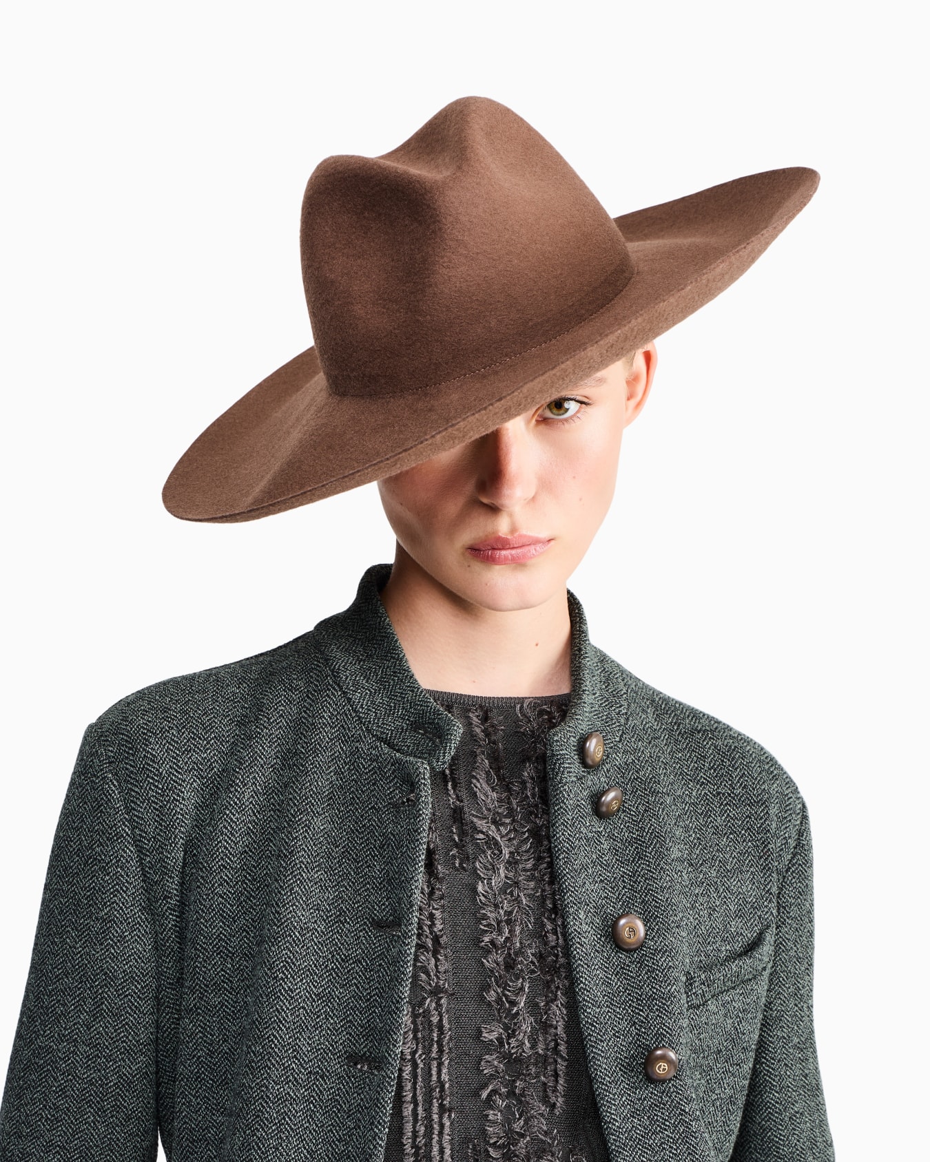 Classic hat in wool felt with a stiff brim Slide 3