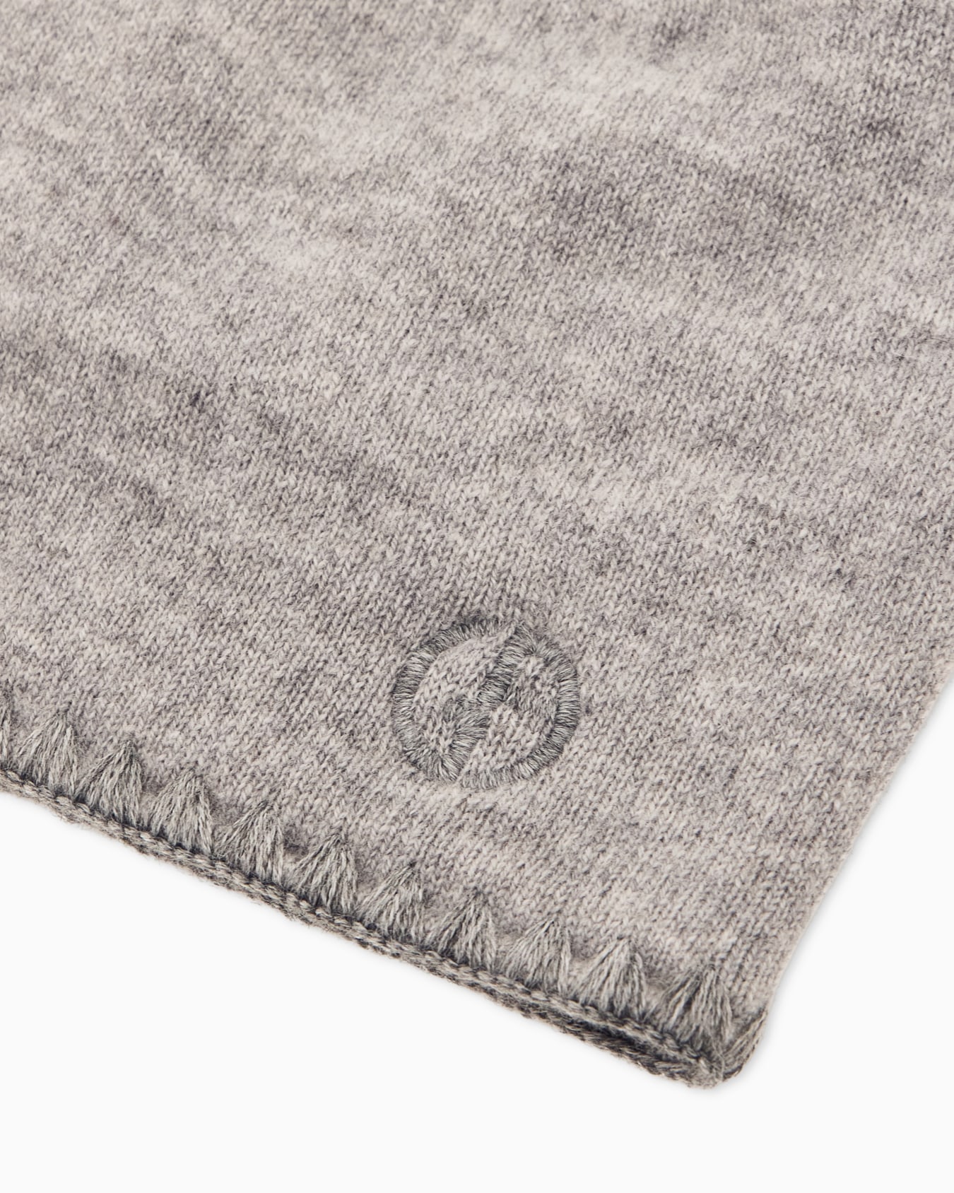 Beanie hat in cashmere Slide 2