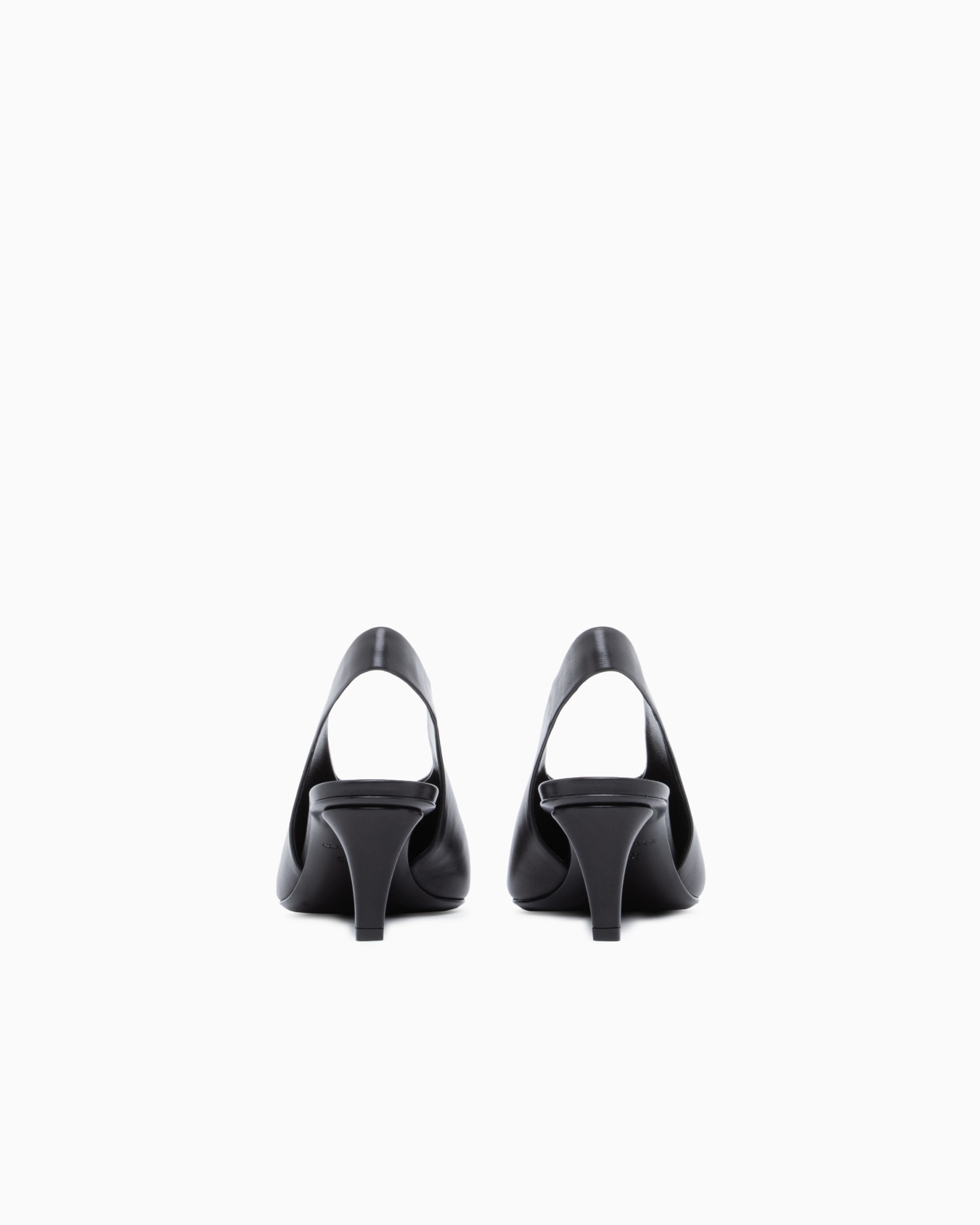 Decollete shoe leather lining and leather sole Slide 3