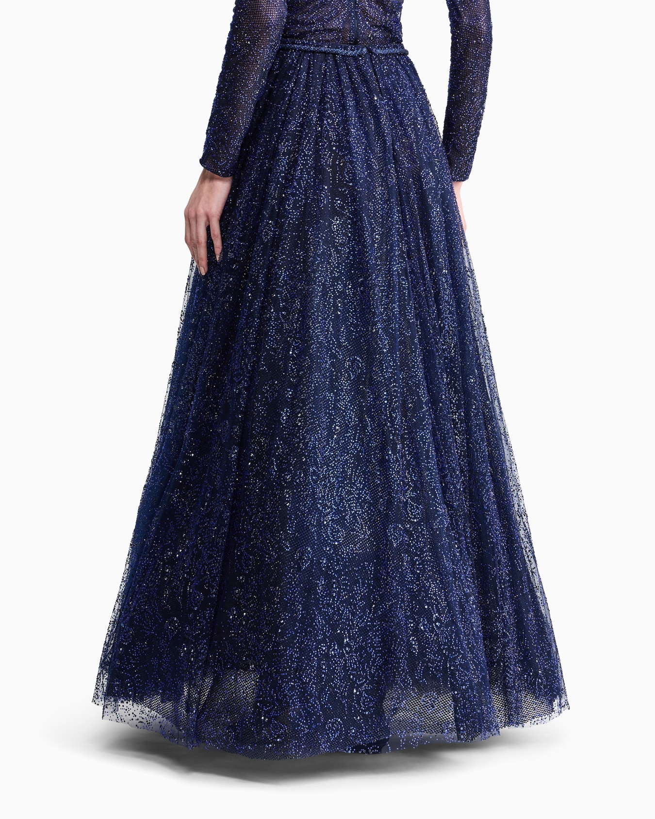 Long skirt in tulle and rhinestones Slide 3