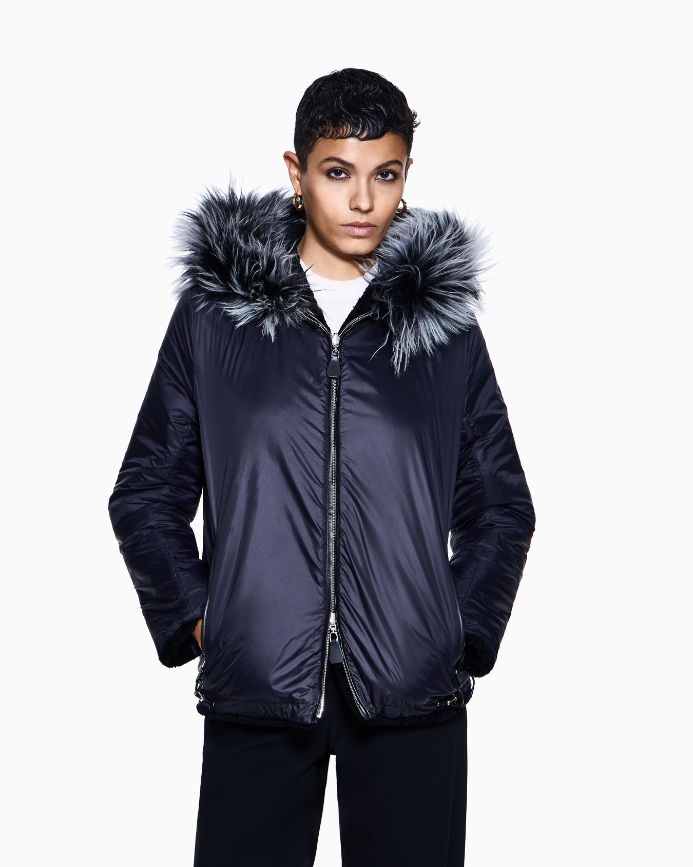 Reversible shearling lamb pea coat Slide 5