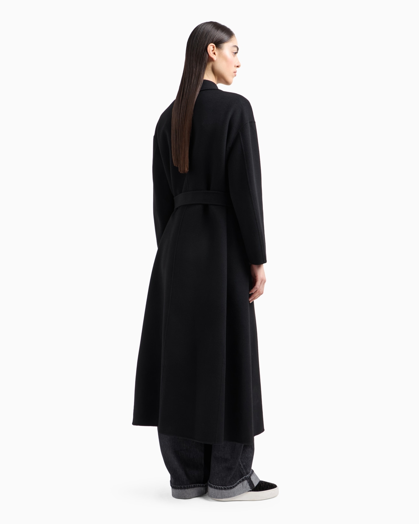 Long wool cloth coat with off-centre closure and belt Slide 2