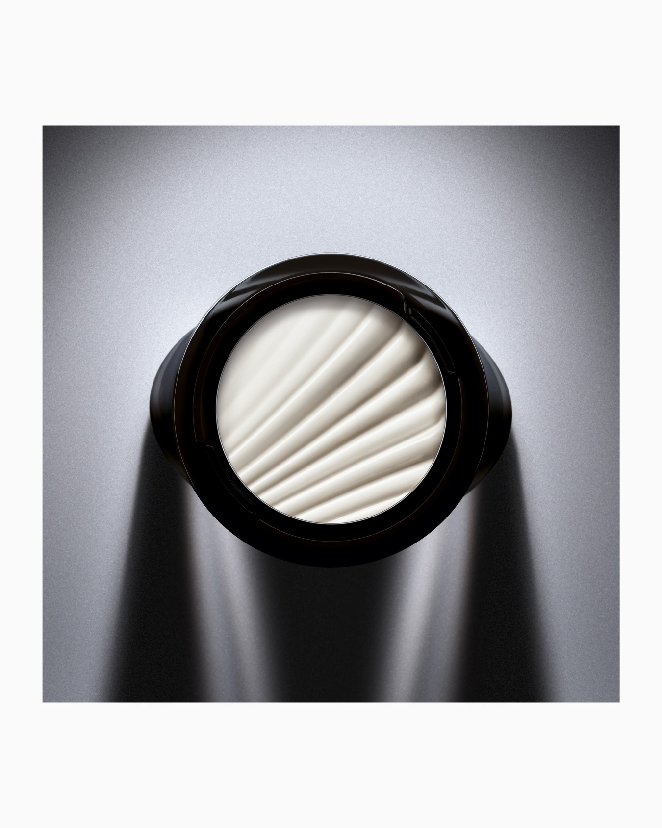 クレマ ネラ クリーム Ｎレフィル 50ml スライドする 1