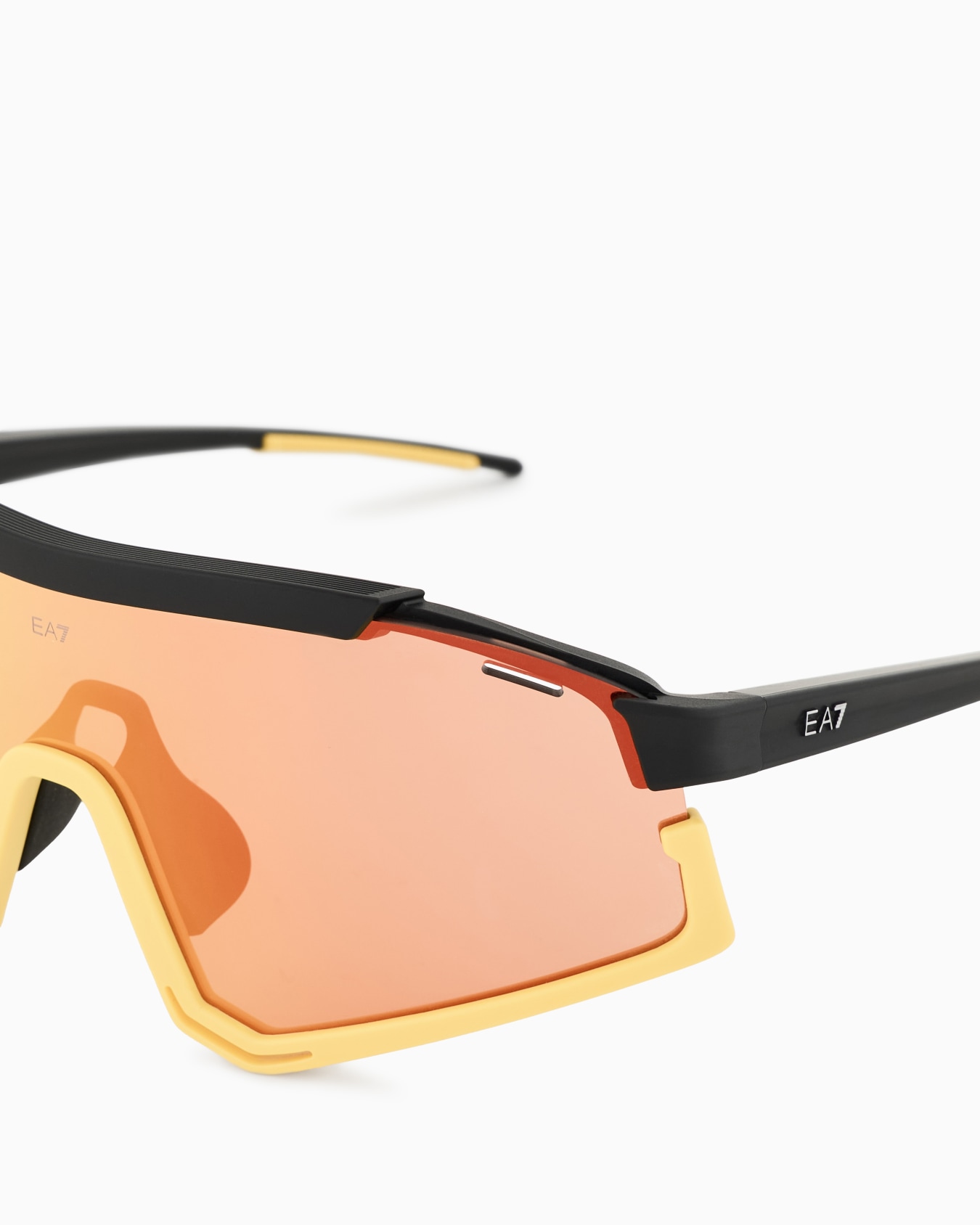 Lunettes de soleil sportives de forme irrégulière Diapositive 4