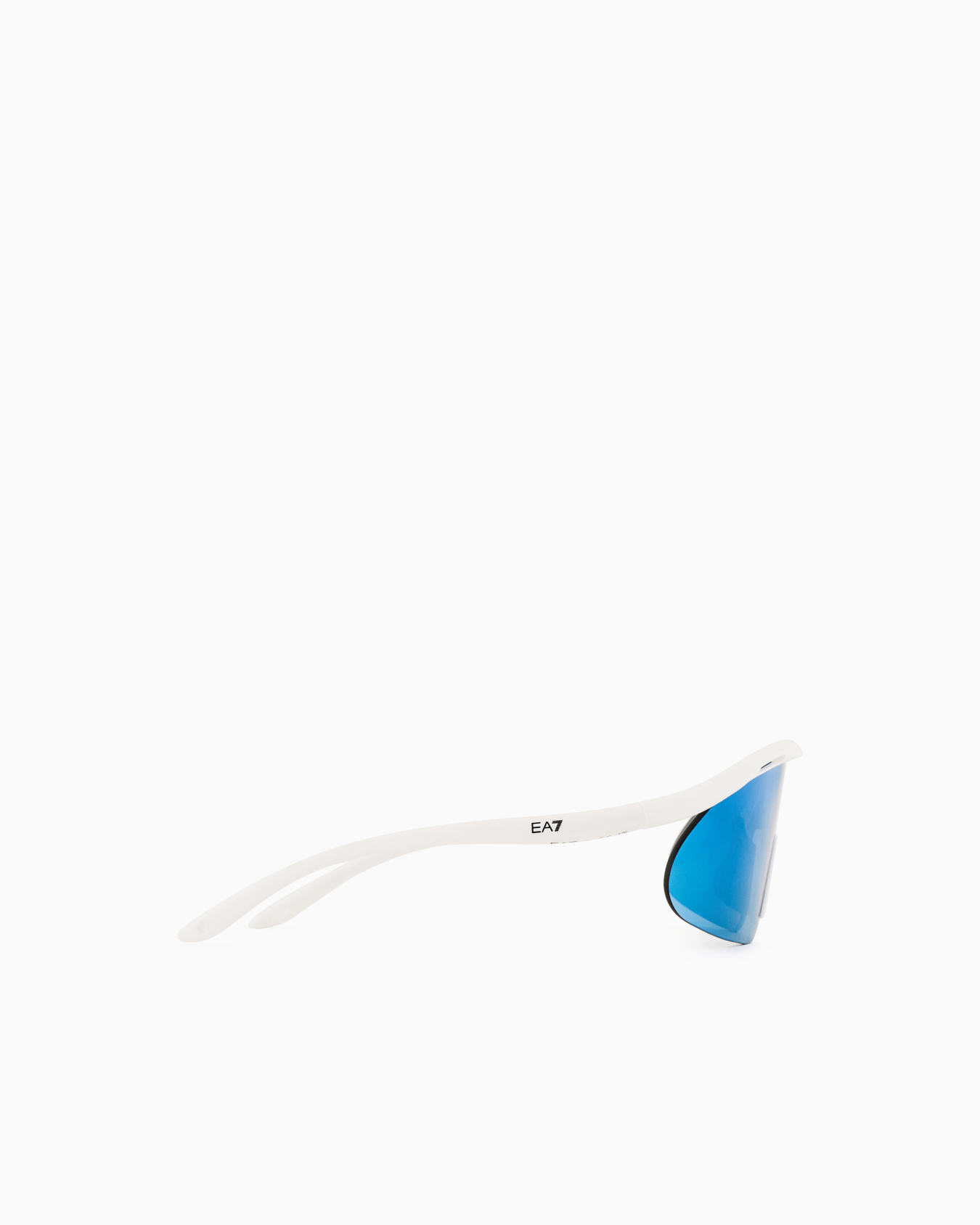 Unisex sunglasses in an asymmetrical shape Slide 2
