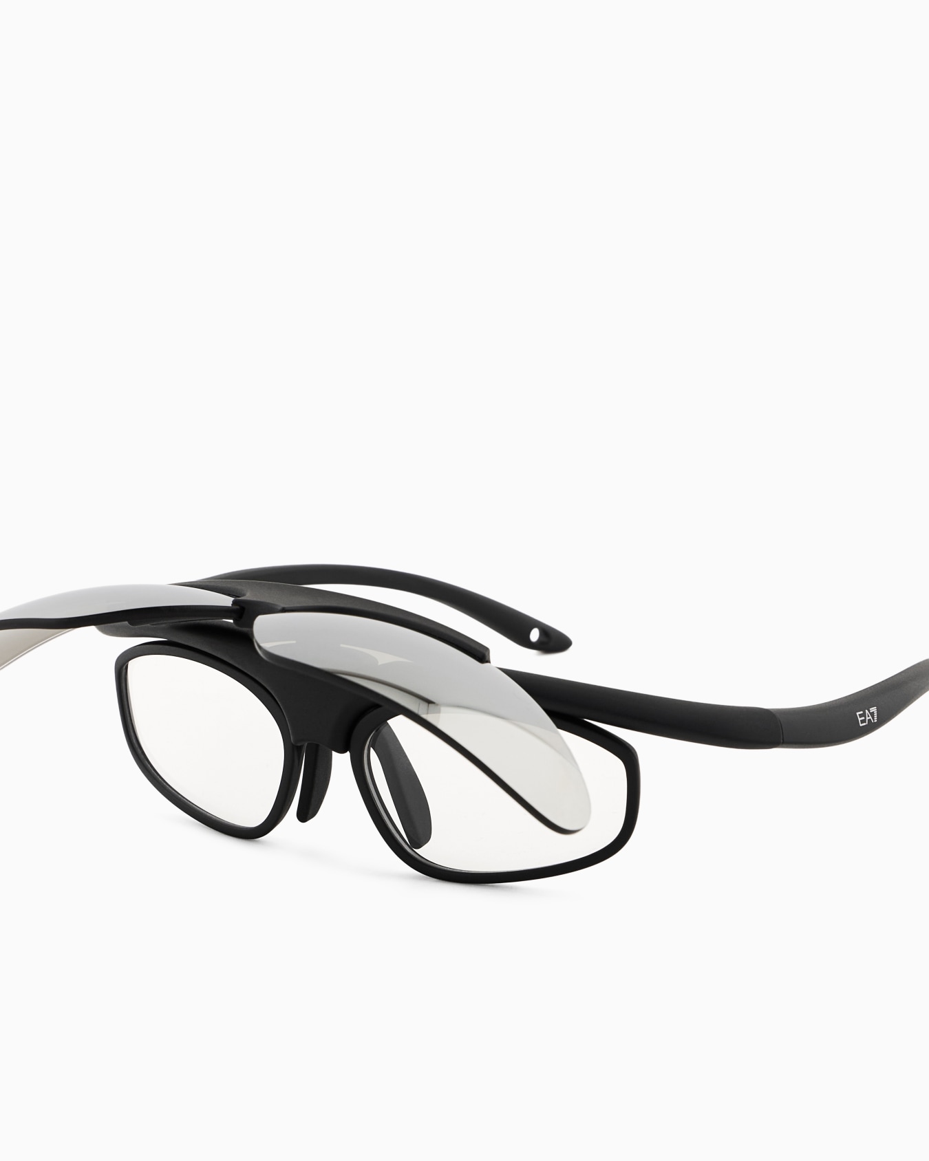 Sports sunglasses with flip-up lenses Slide 4