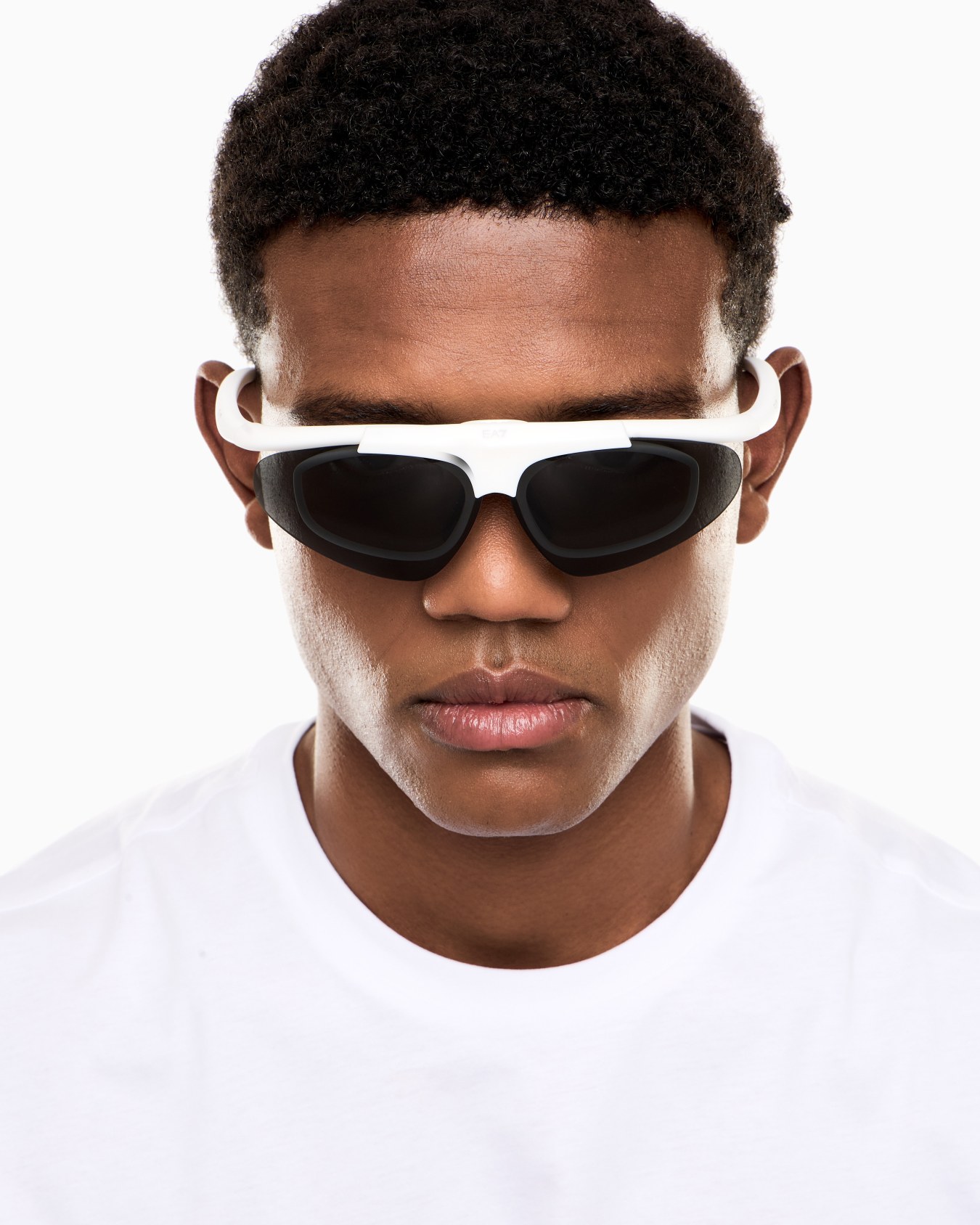 Sports sunglasses with flip-up lenses Slide 7