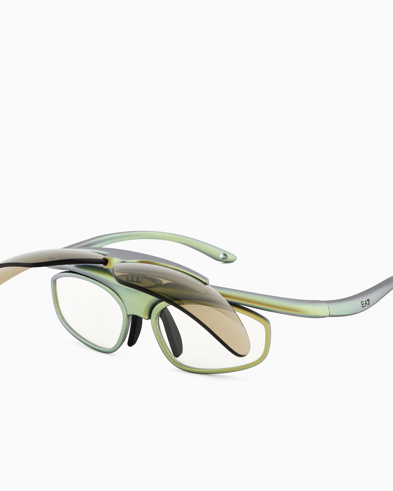 Sportsonnenbrille mit hochklappbaren Gläsern Folie 4