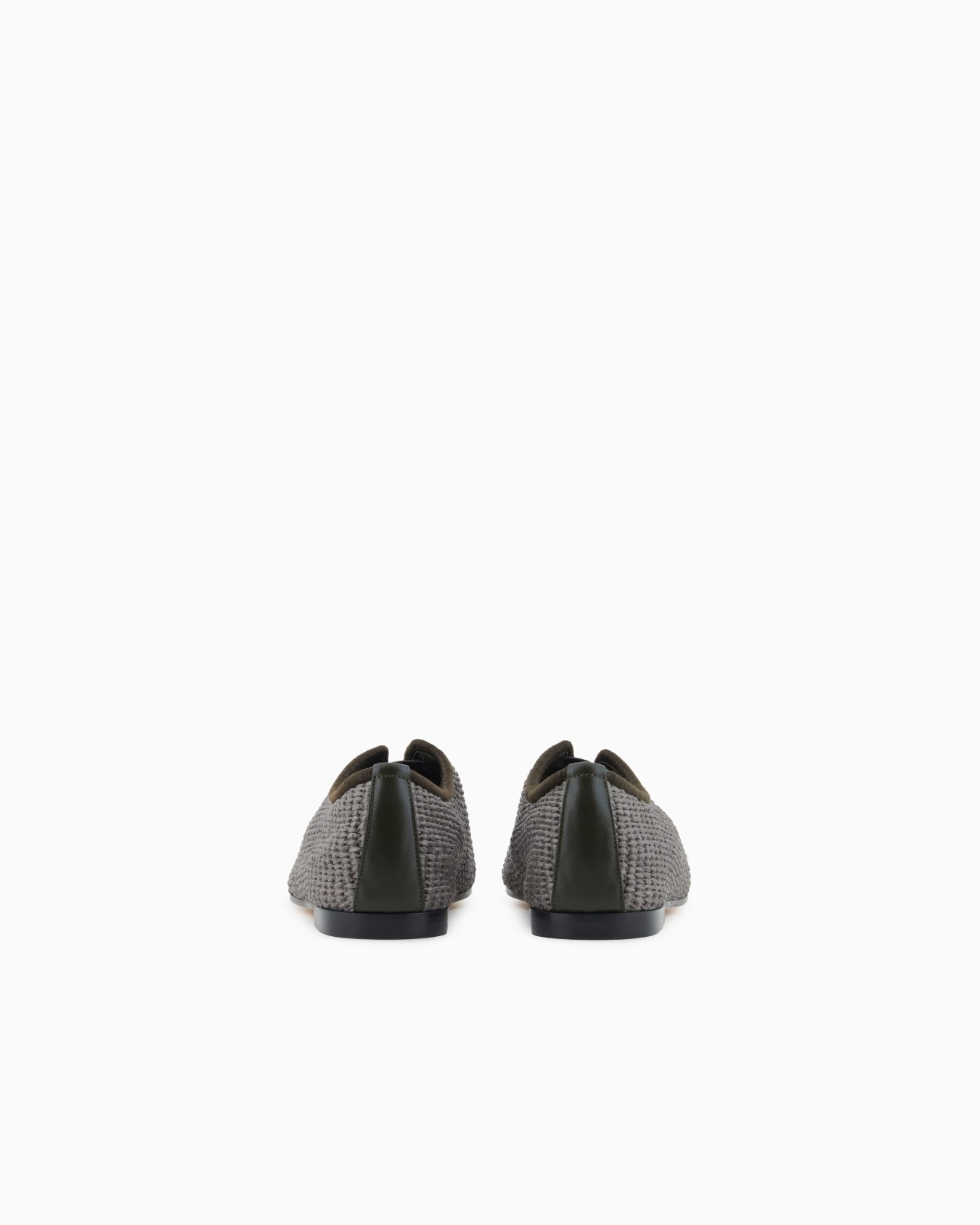Raffia loafers  Slide 3