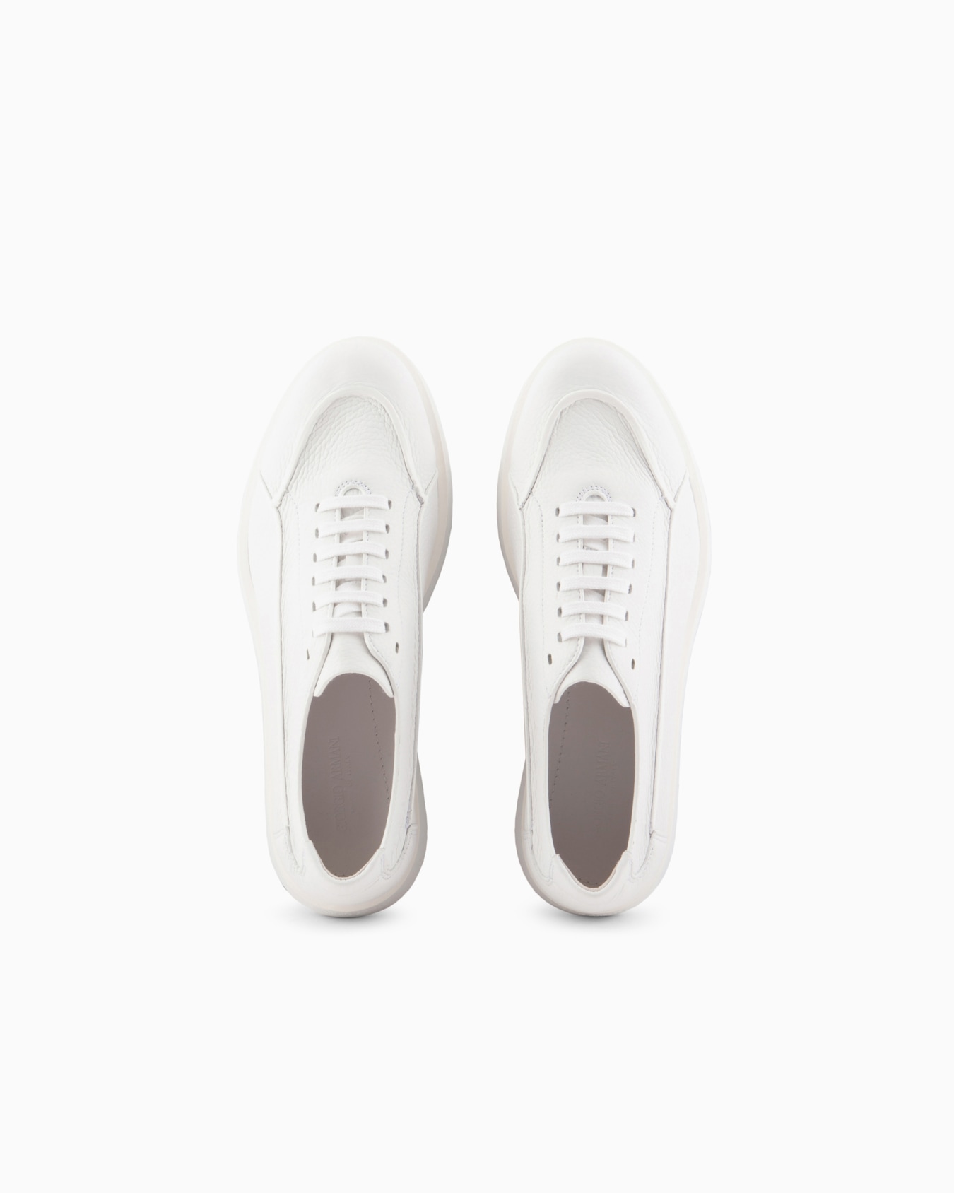 Sneaker Icon aus Hirschleder Folie 2
