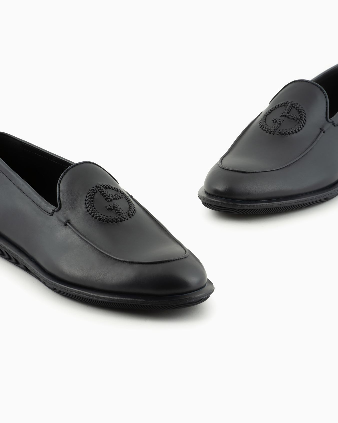 Vintage nappa leather loafers with embroidered logo Slide 4