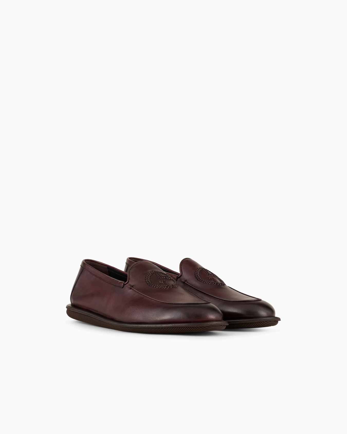 Vintage nappa leather loafers with embroidered logo Slide 1