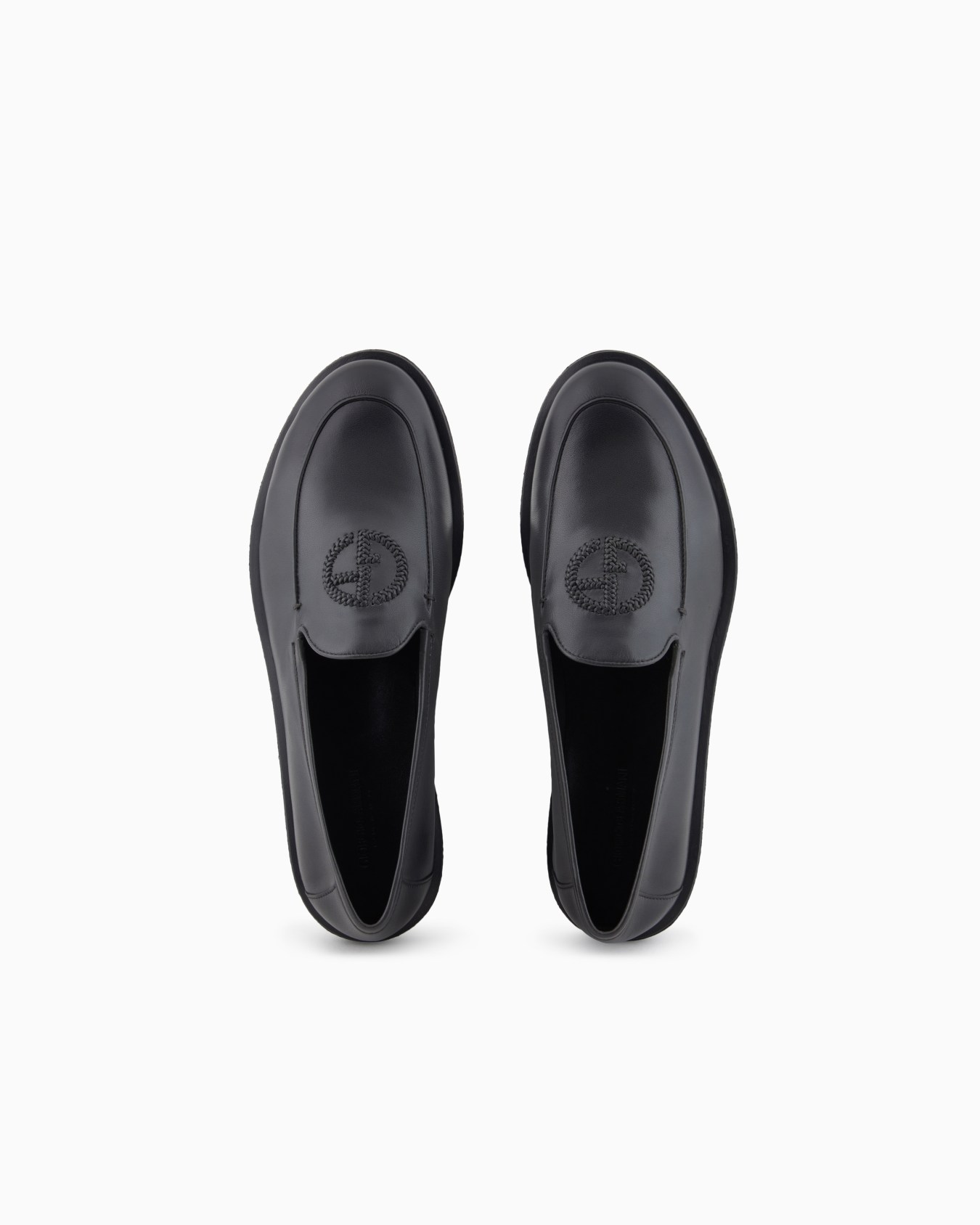 Vintage nappa leather loafers with embroidered logo Slide 2