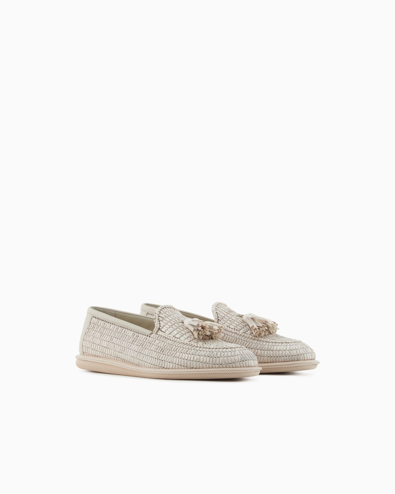 Braided raffia loafers with tassels Slide 1