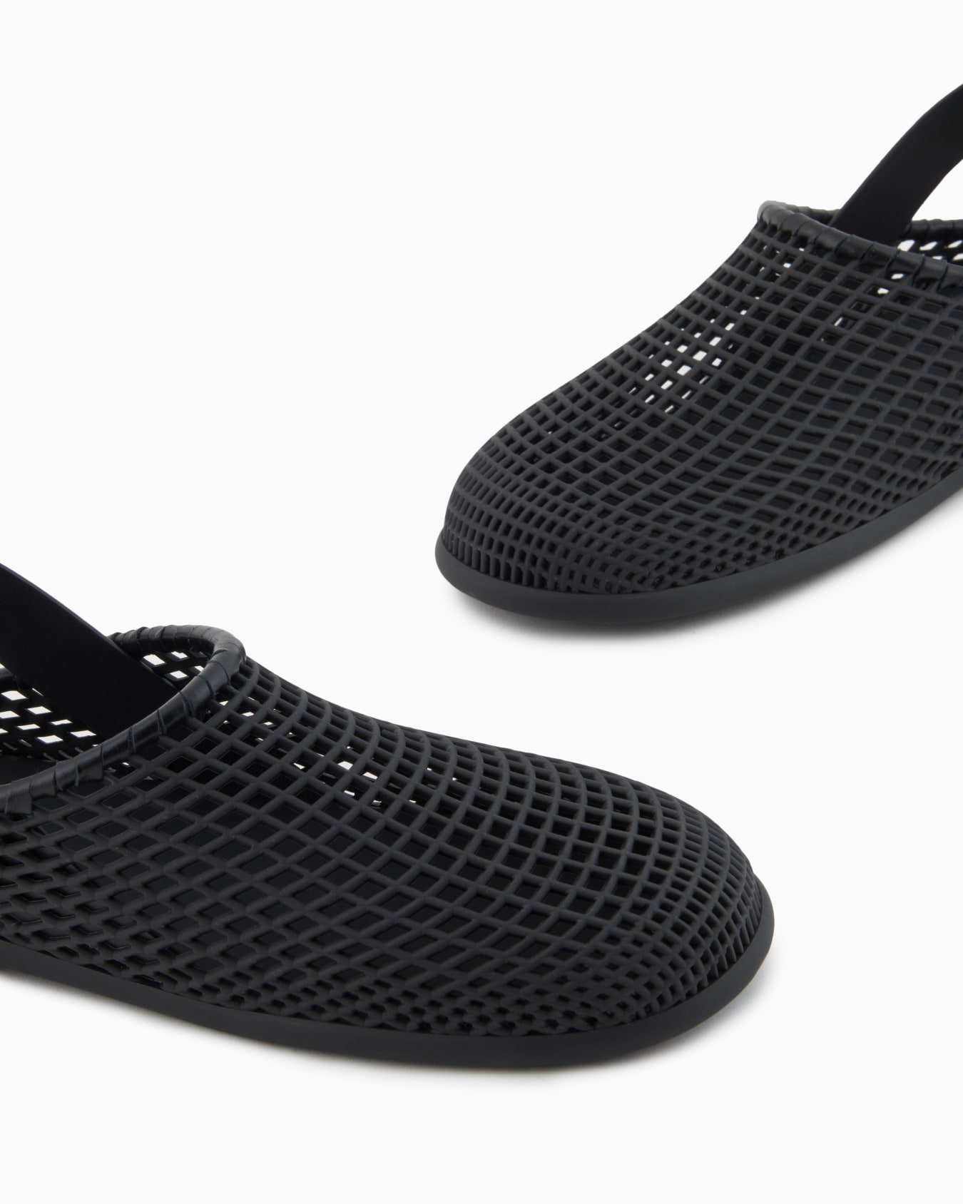 Sandalen aus Leder und Gummi  Folie 4
