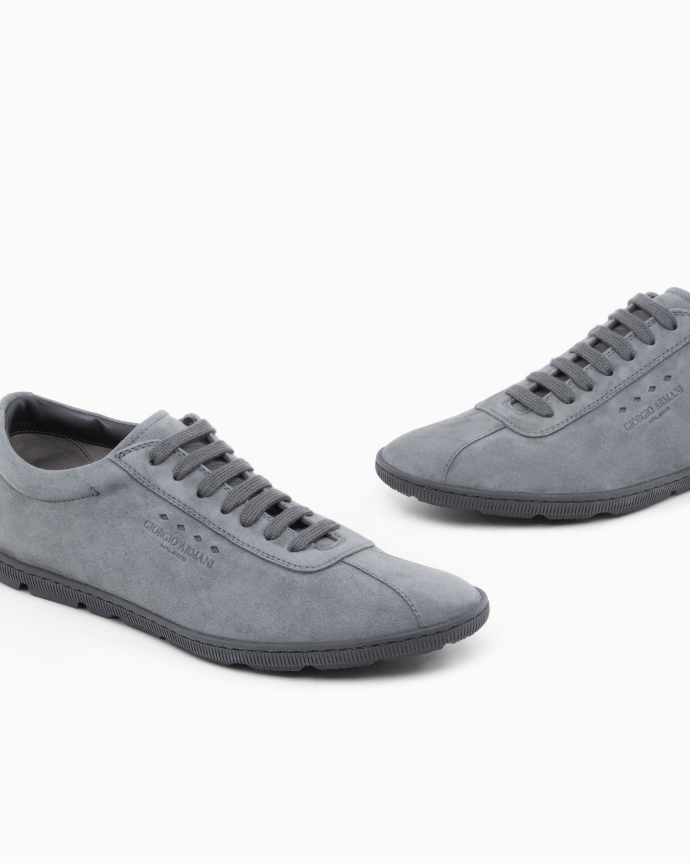 Low-top sneaker in foldable suede with rubber sole  Slide 4