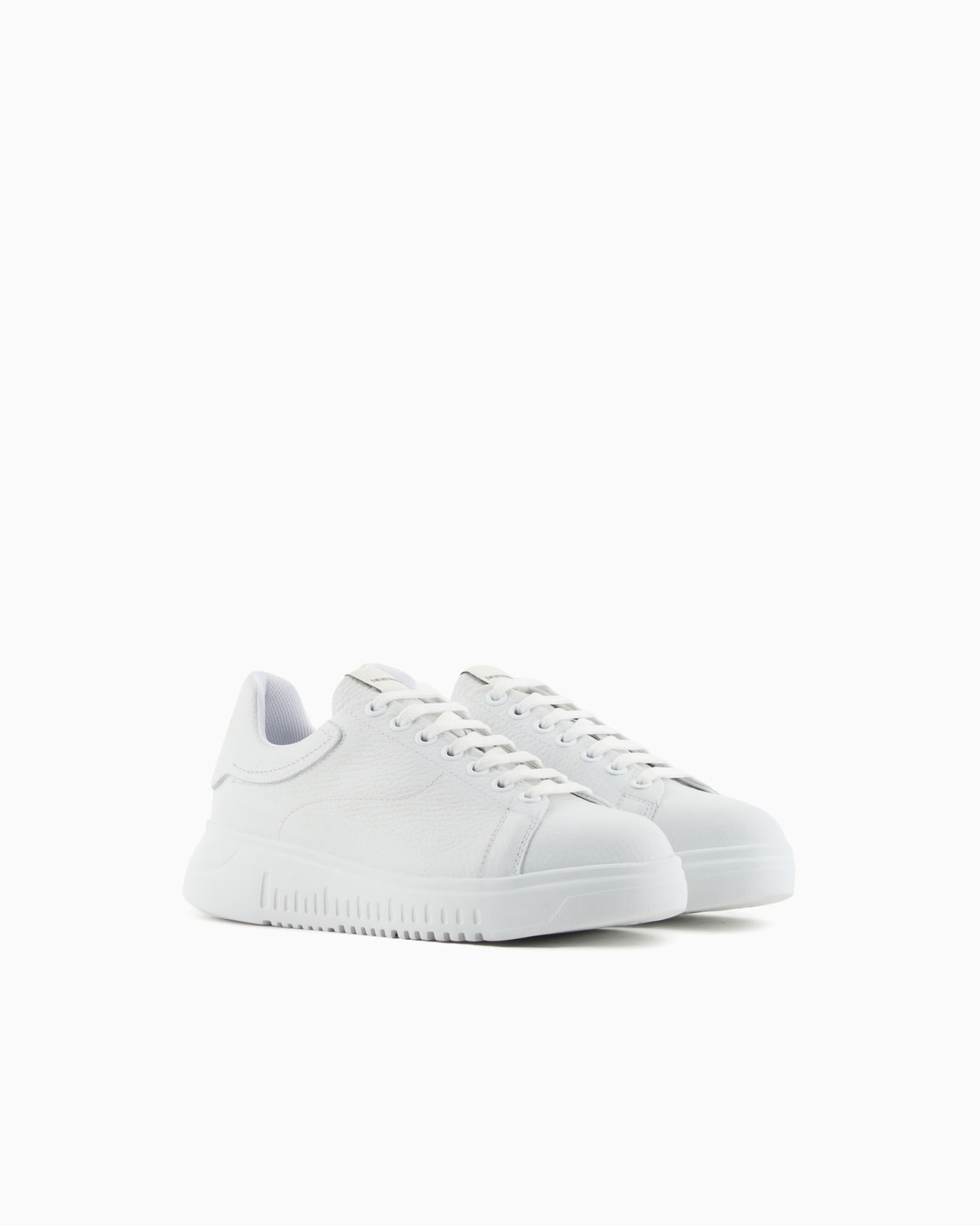 Tumbled leather sneakers Slide 1