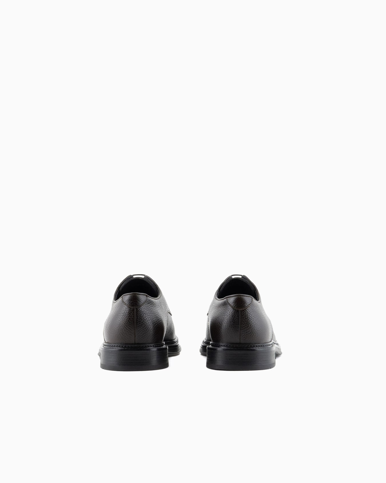 Pebbled leather Derby shoes Slide 3