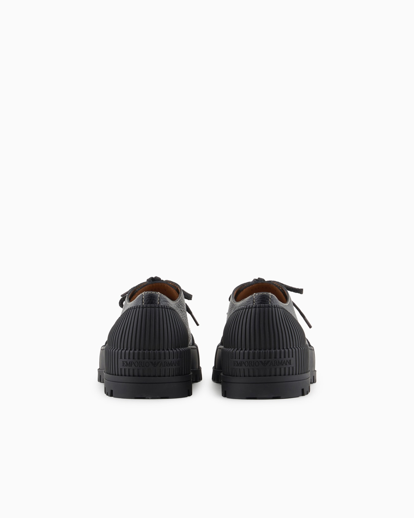 Tumbled-leather Derby shoes with rubber details Slide 3