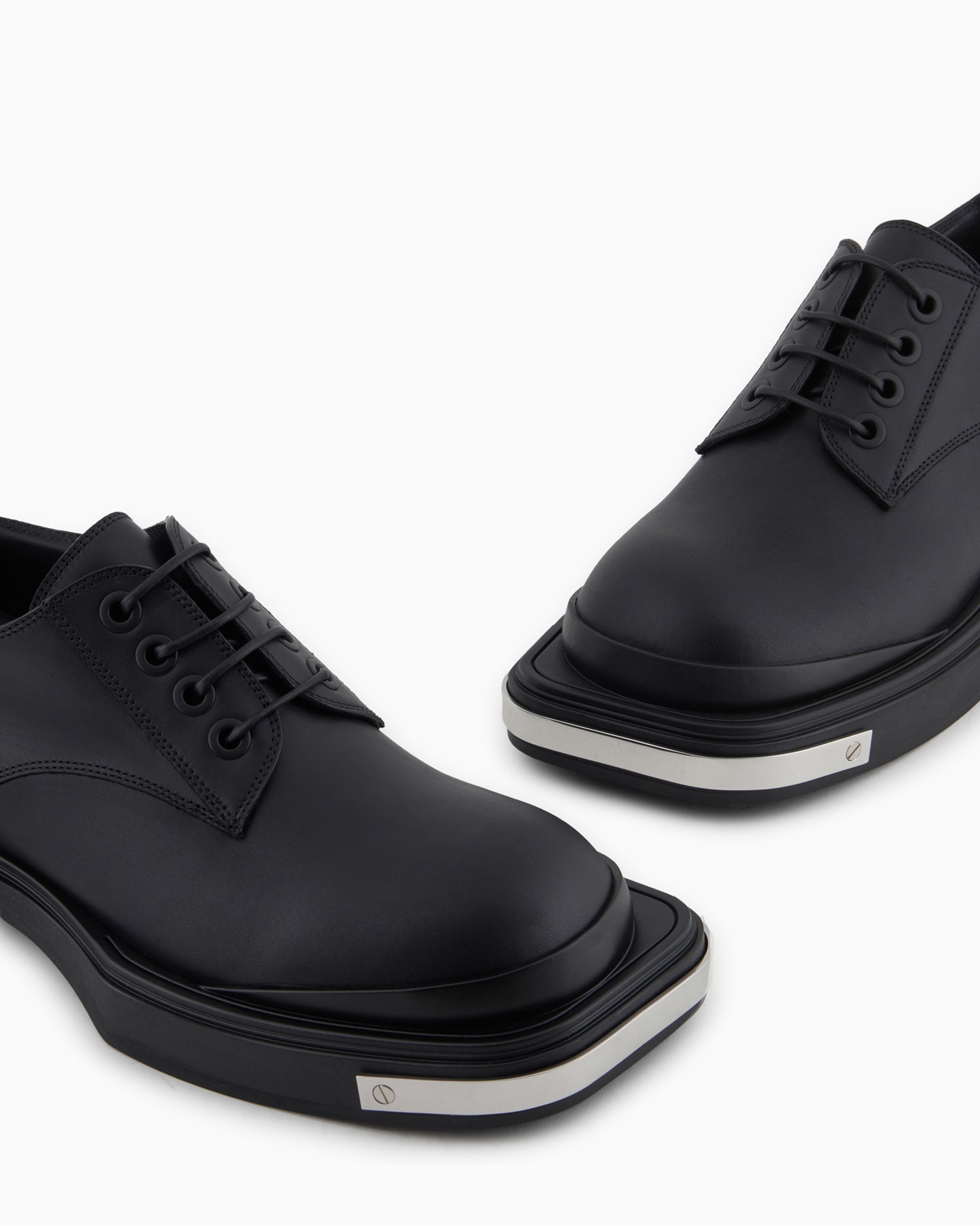 Leather Derby shoes with metal details Slide 4