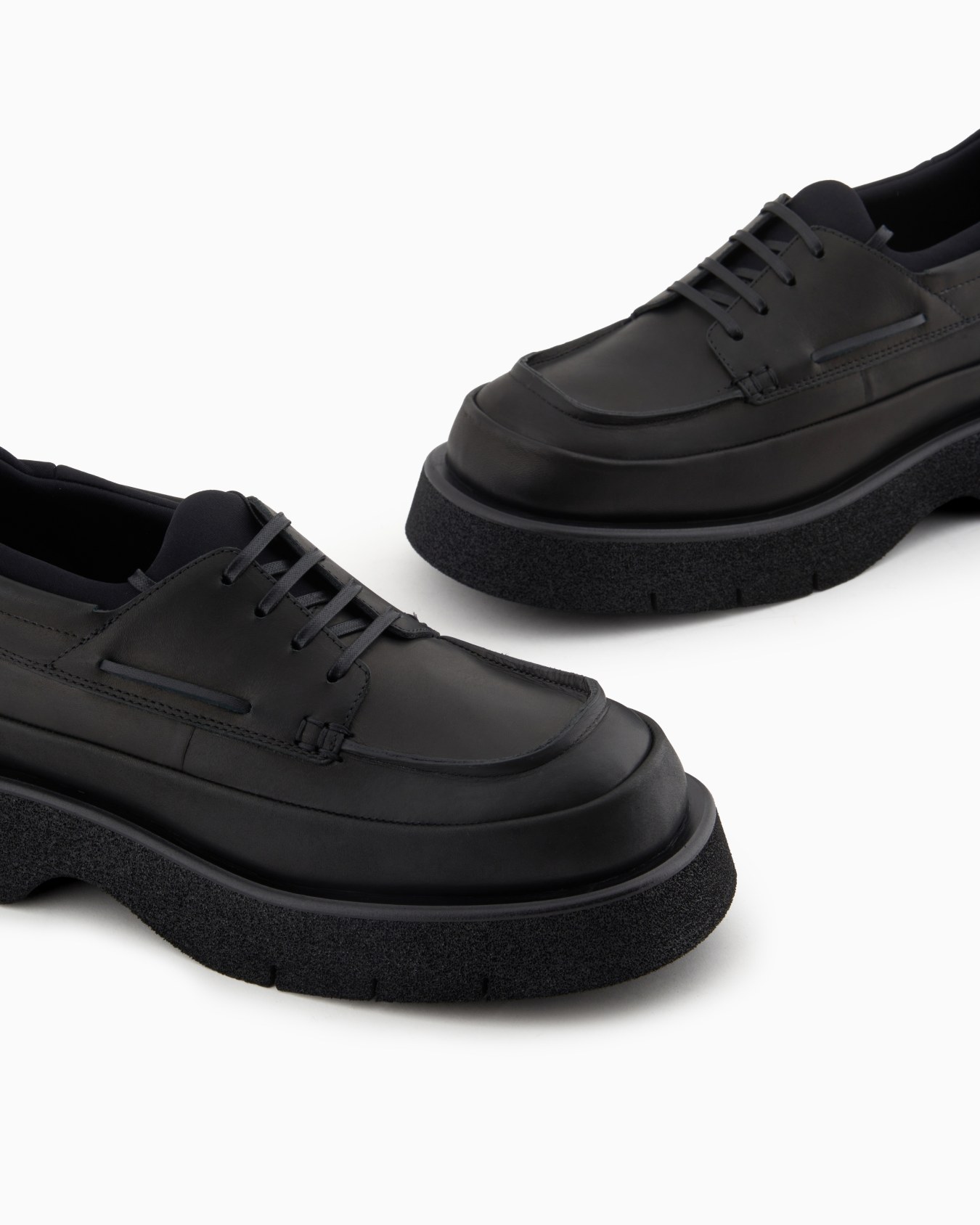 Dappled crust leather lace-ups with chunky sole Slide 4