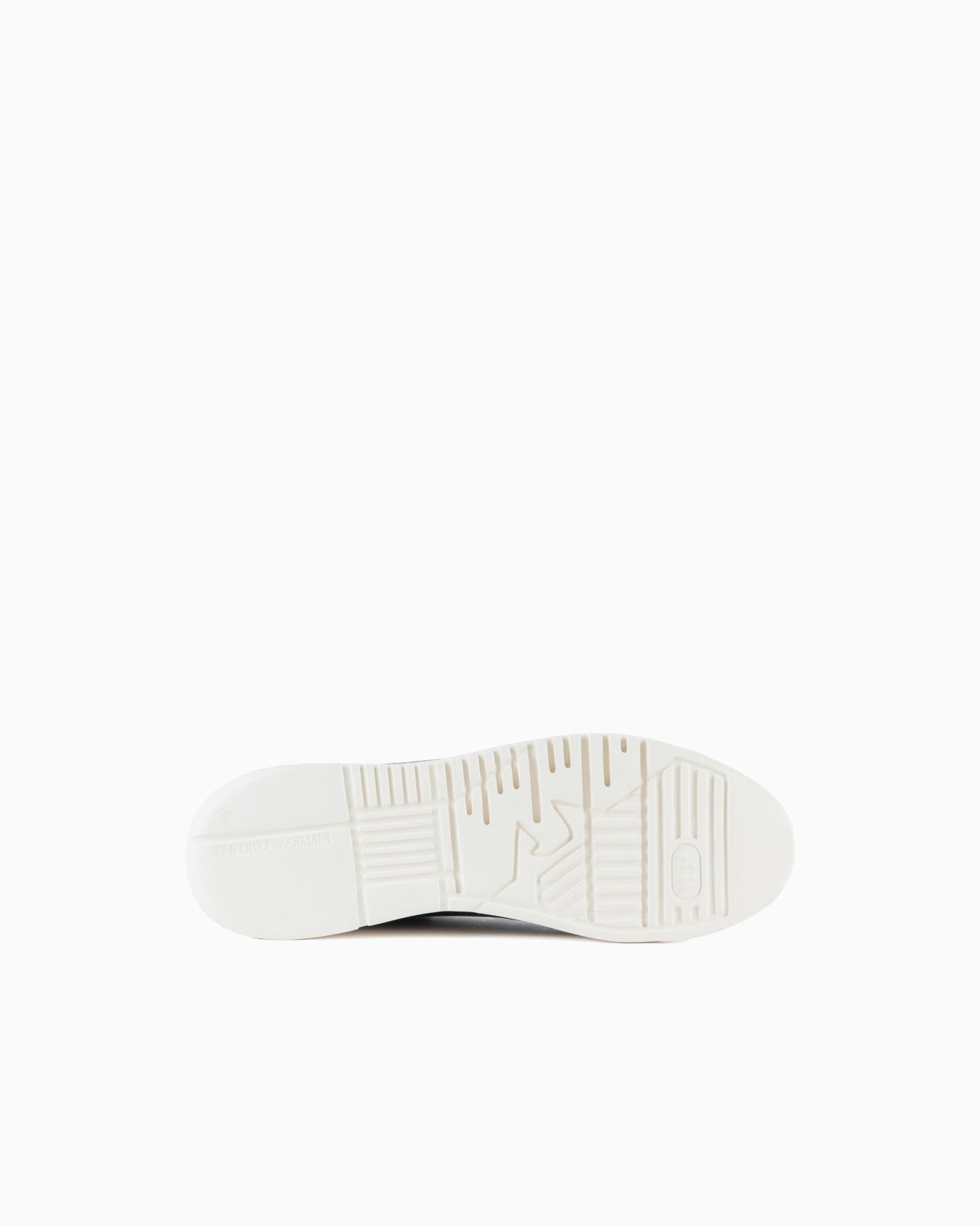Tumbled leather sneakers Slide 5