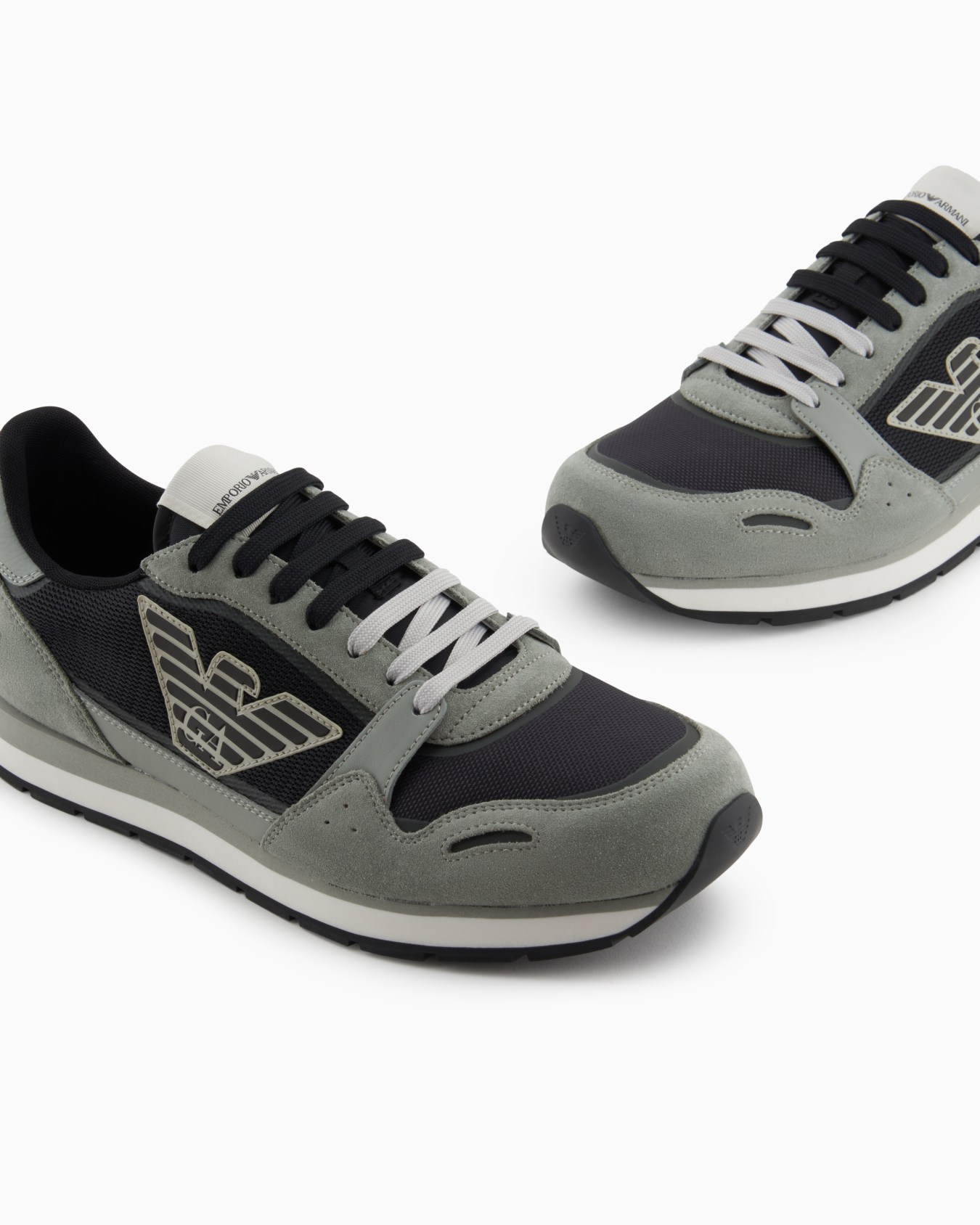 Mesh sneakers with suede details and eagle patch Slide 4