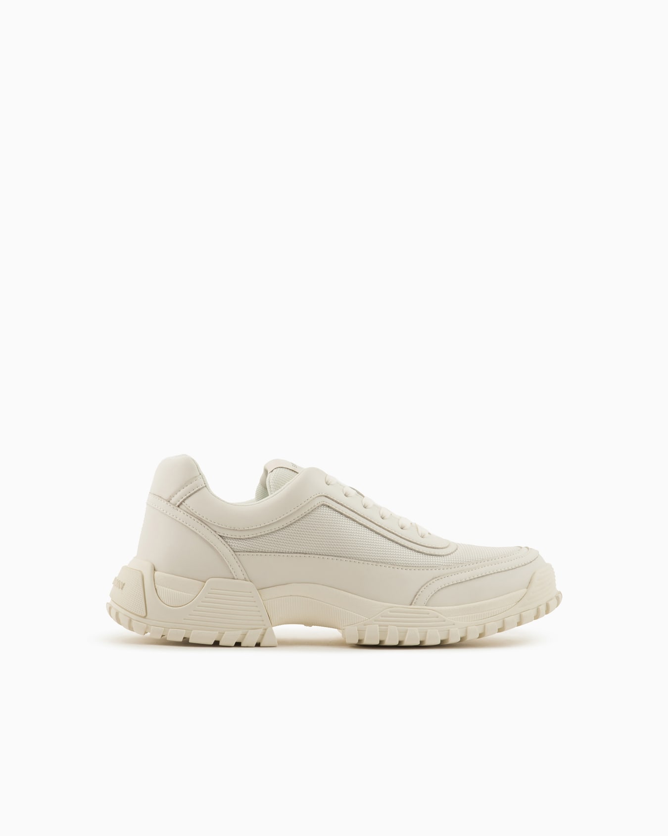 Sneaker aus Mesh und farblich abgestimmtem Leder Folie 0