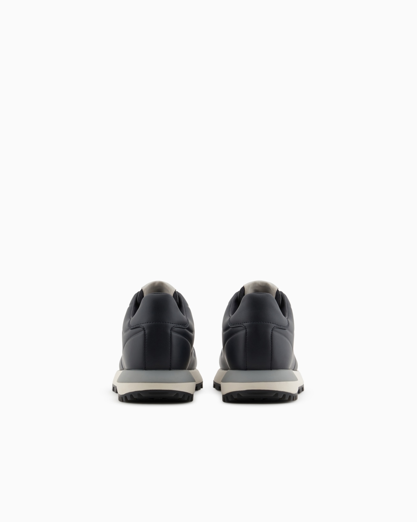 Sneaker aus Leder mit thermogeformten Details Folie 3