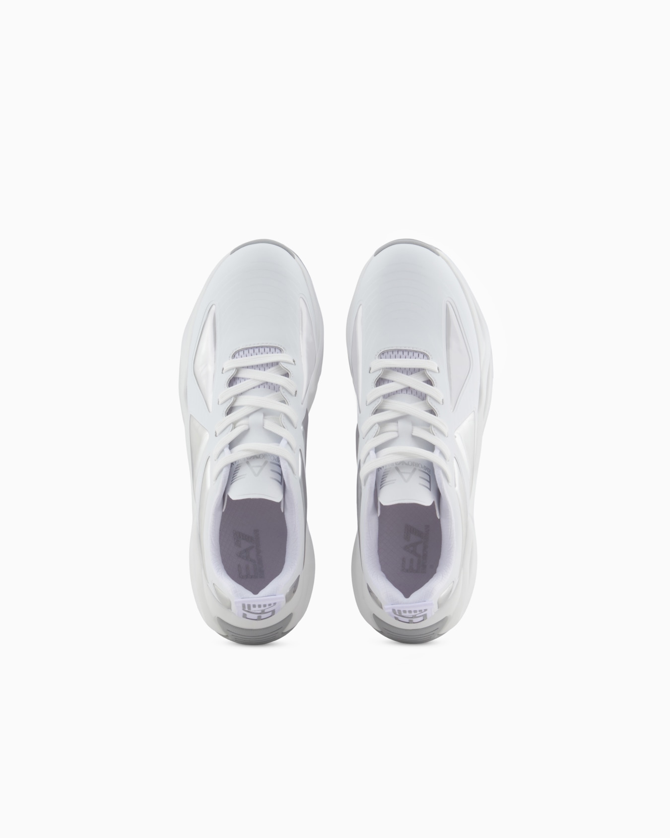 Sneakers Slide 2