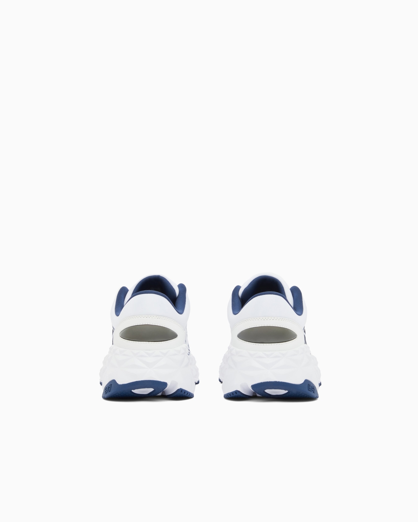 <オンライン限定>Ultimate C2 Kombatスニーカー スライドする 3