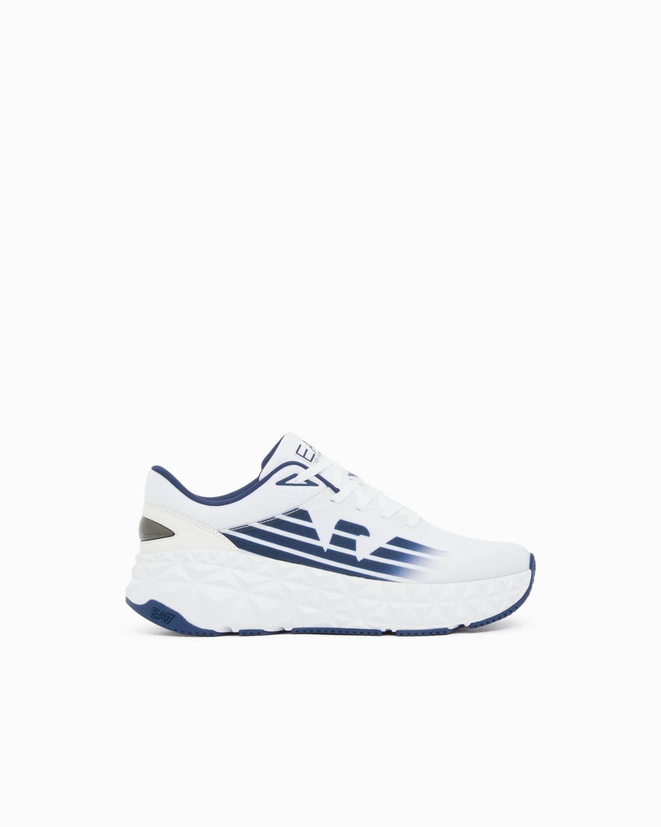 <オンライン限定>Ultimate C2 Kombatスニーカー スライドする 0