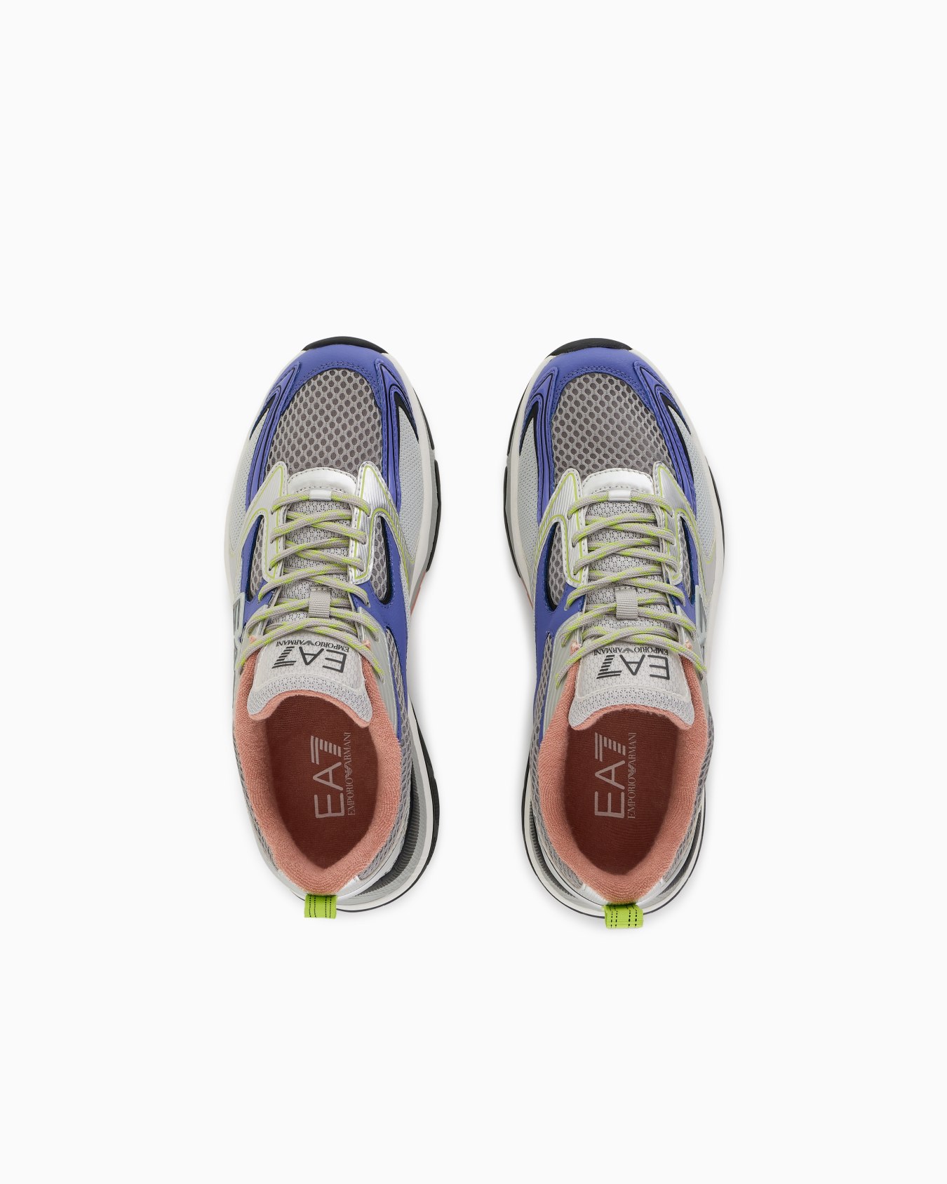 Predator sneakers Slide 2