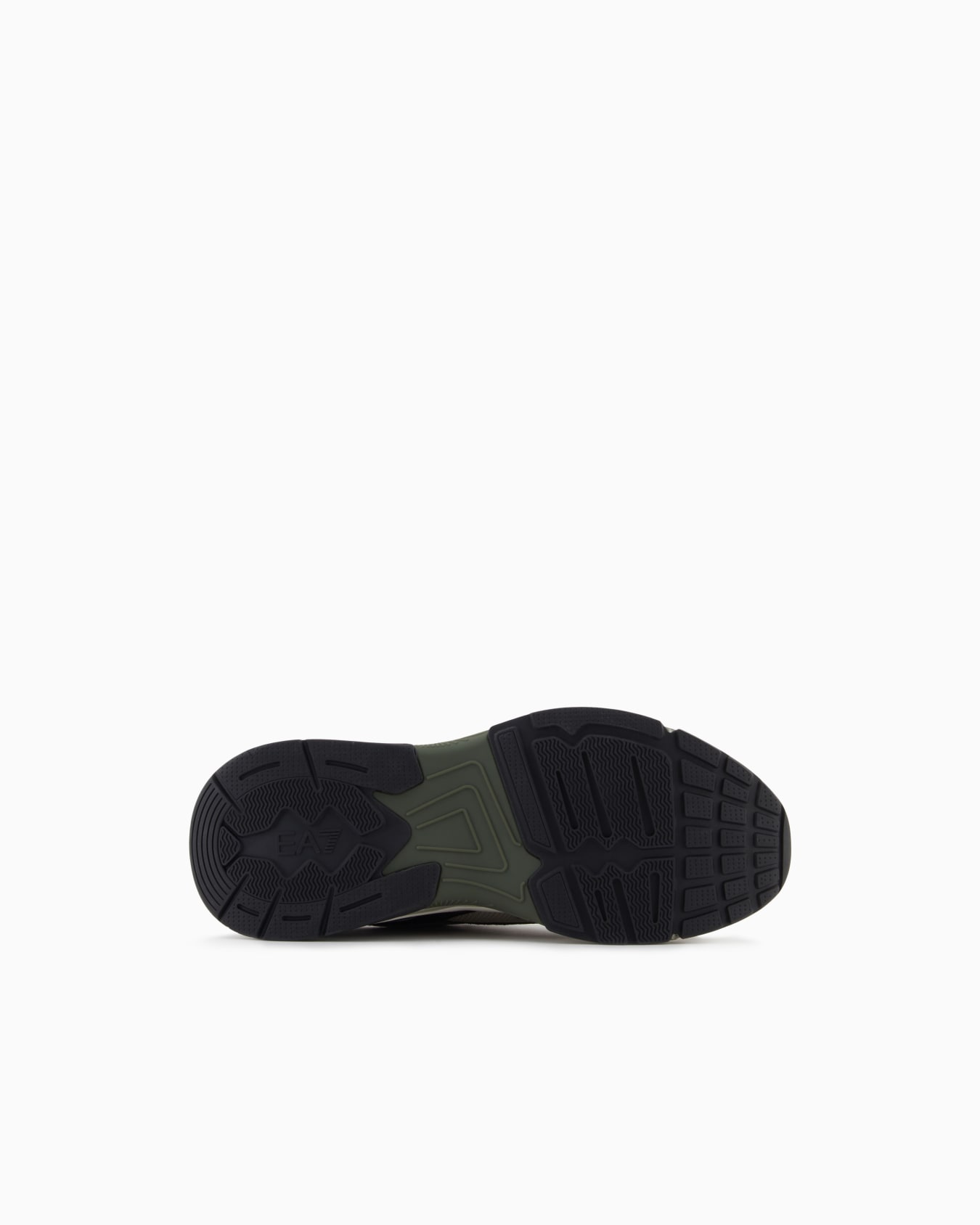 Predator sneakers Slide 5