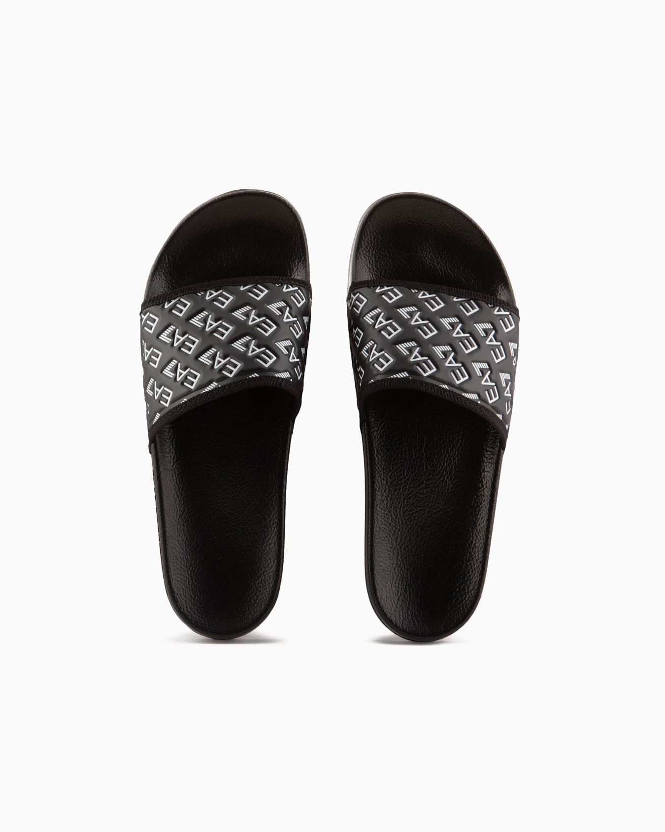 Slides with all-over logo Slide 1
