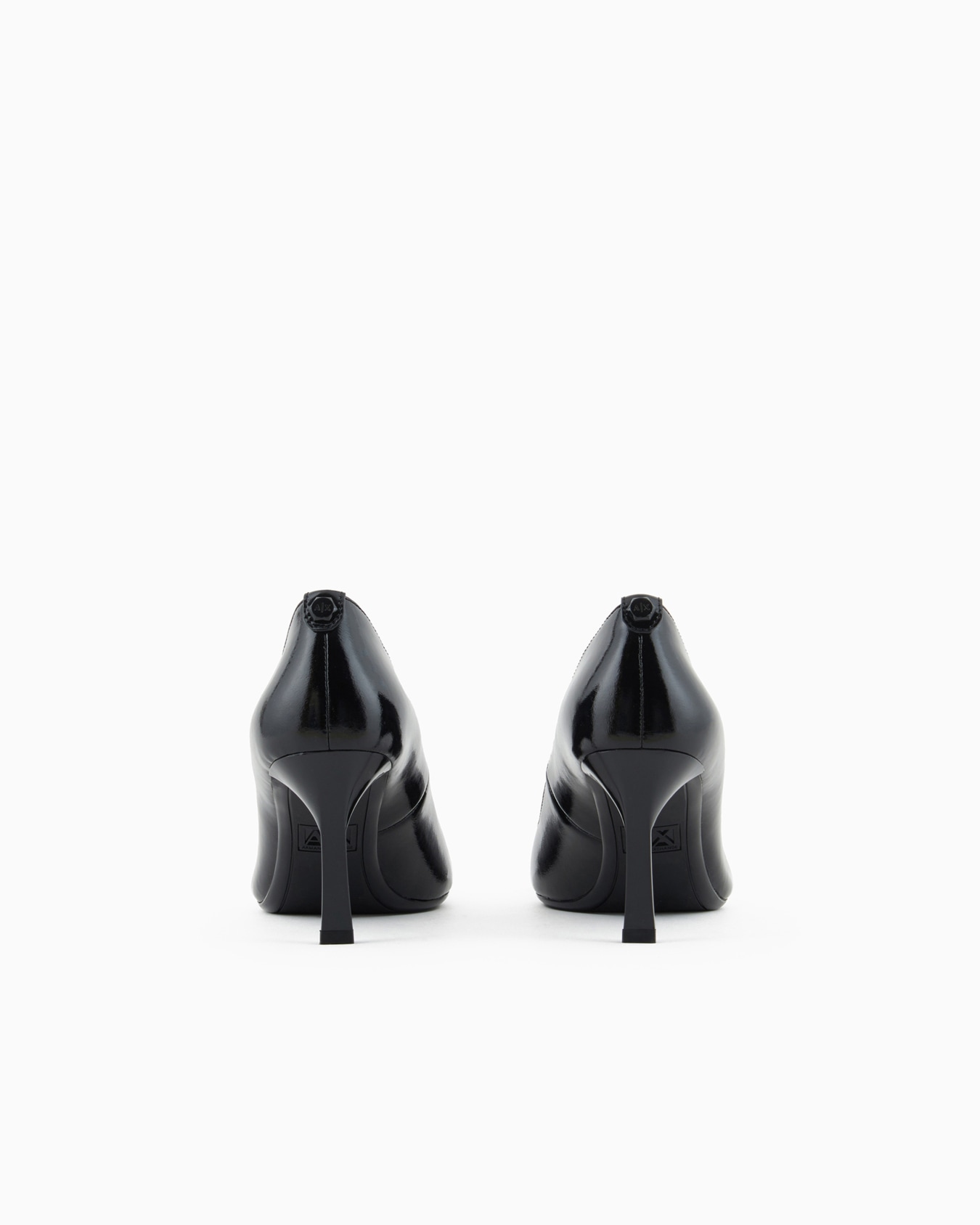 Zapatos de tacón de piel súper brillantes. Diapositiva 3