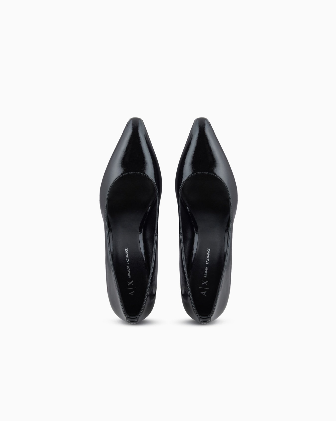 Zapatos de tacón de piel súper brillantes. Diapositiva 2