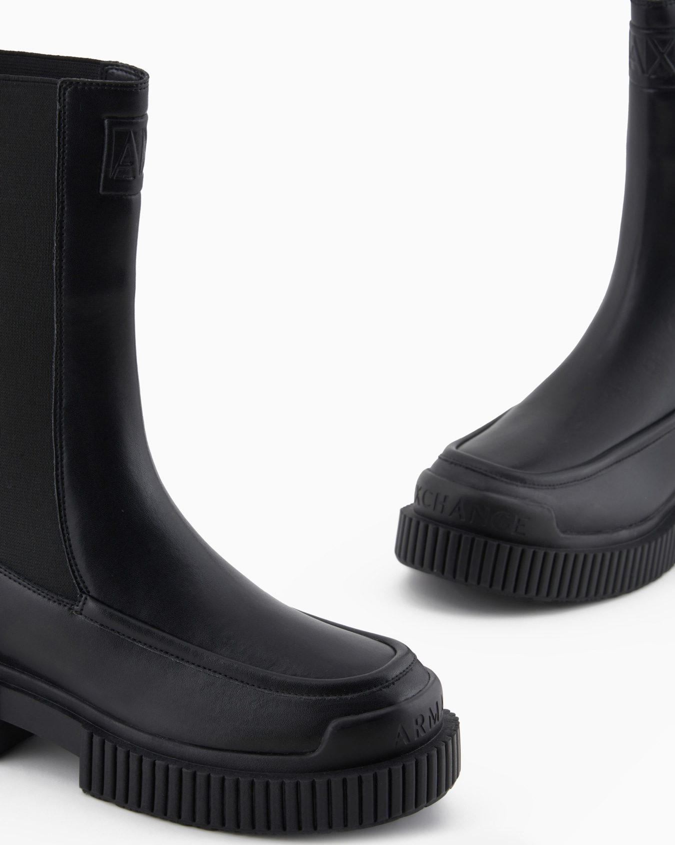 Botas militares con logo en relieve Diapositiva 3