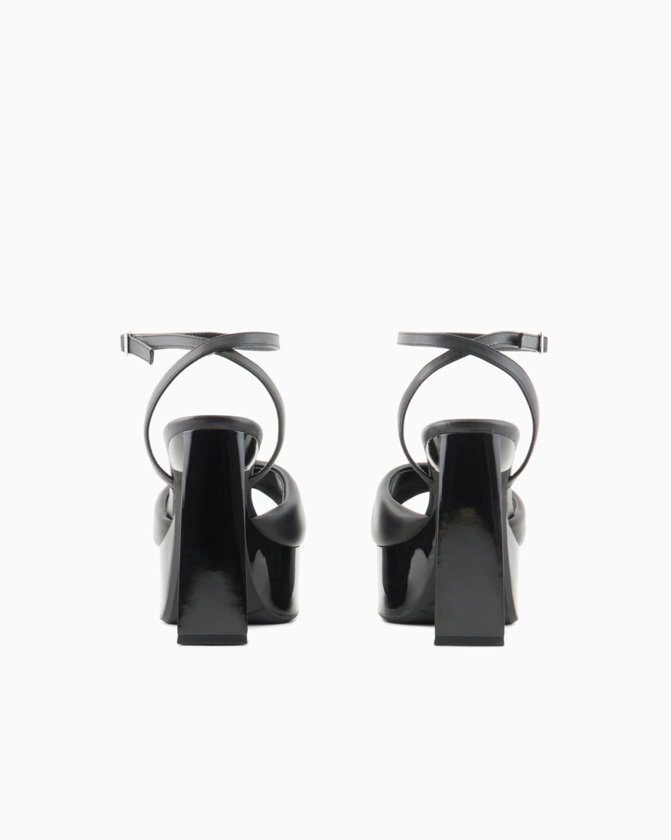 Heeled and platform sandals Diapositiva 3