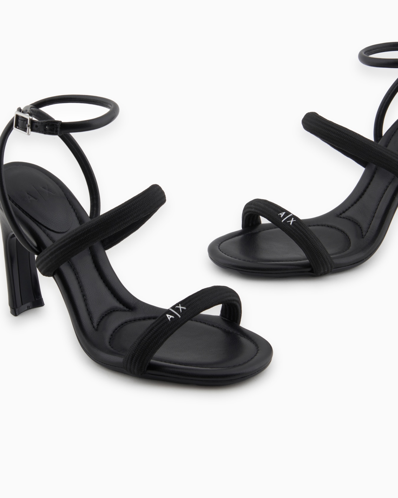 Heeled sandals with straps Slide 4