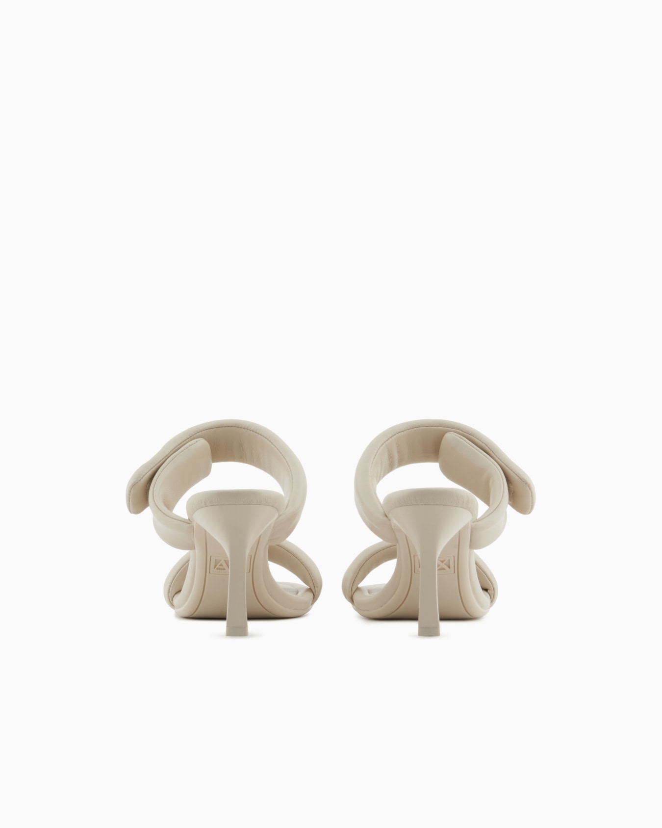 Heeled sandals with two straps Slide 3