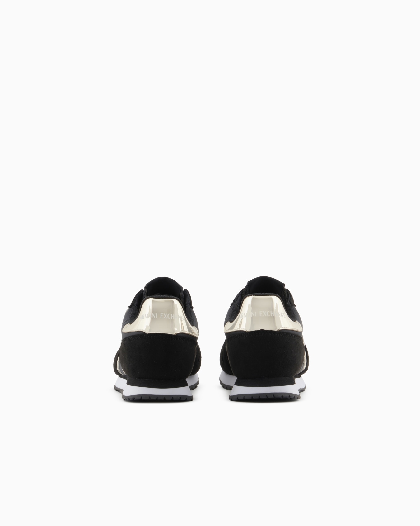 Zapatillas de microfibra con logo. Diapositiva 3