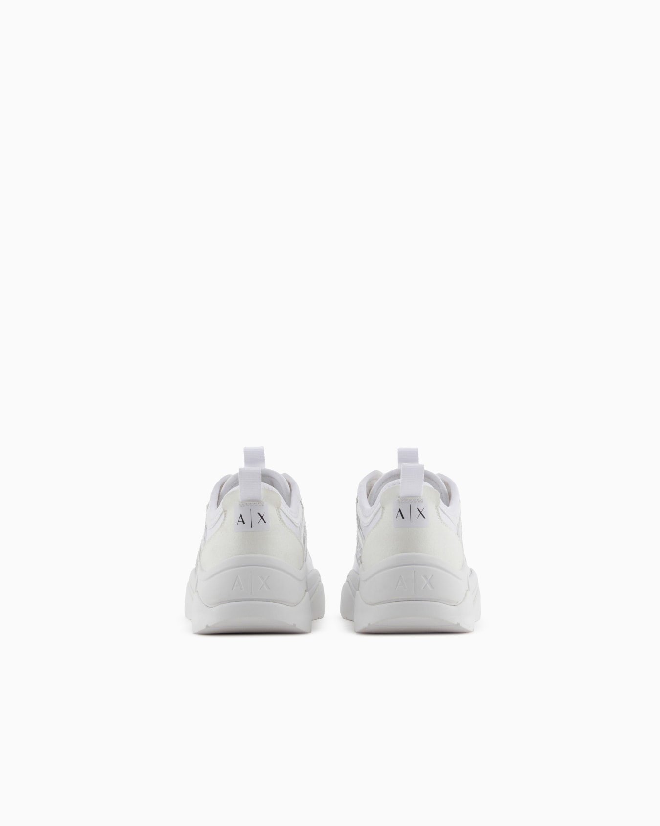 Chunky sneaker with high-top mesh upper and logo  Slide 3