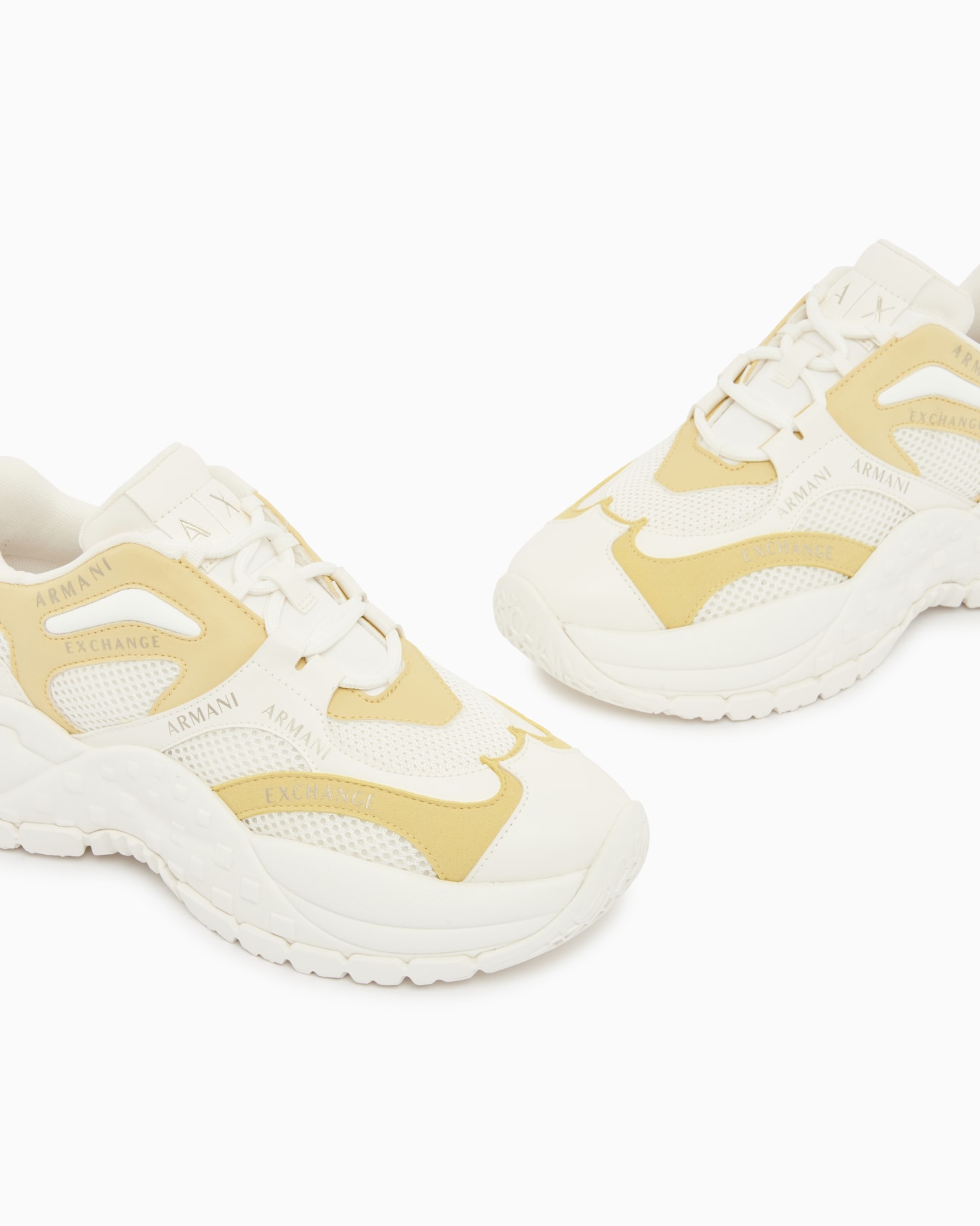 ボリュームソール　レースアップスニーカー スライドする 4